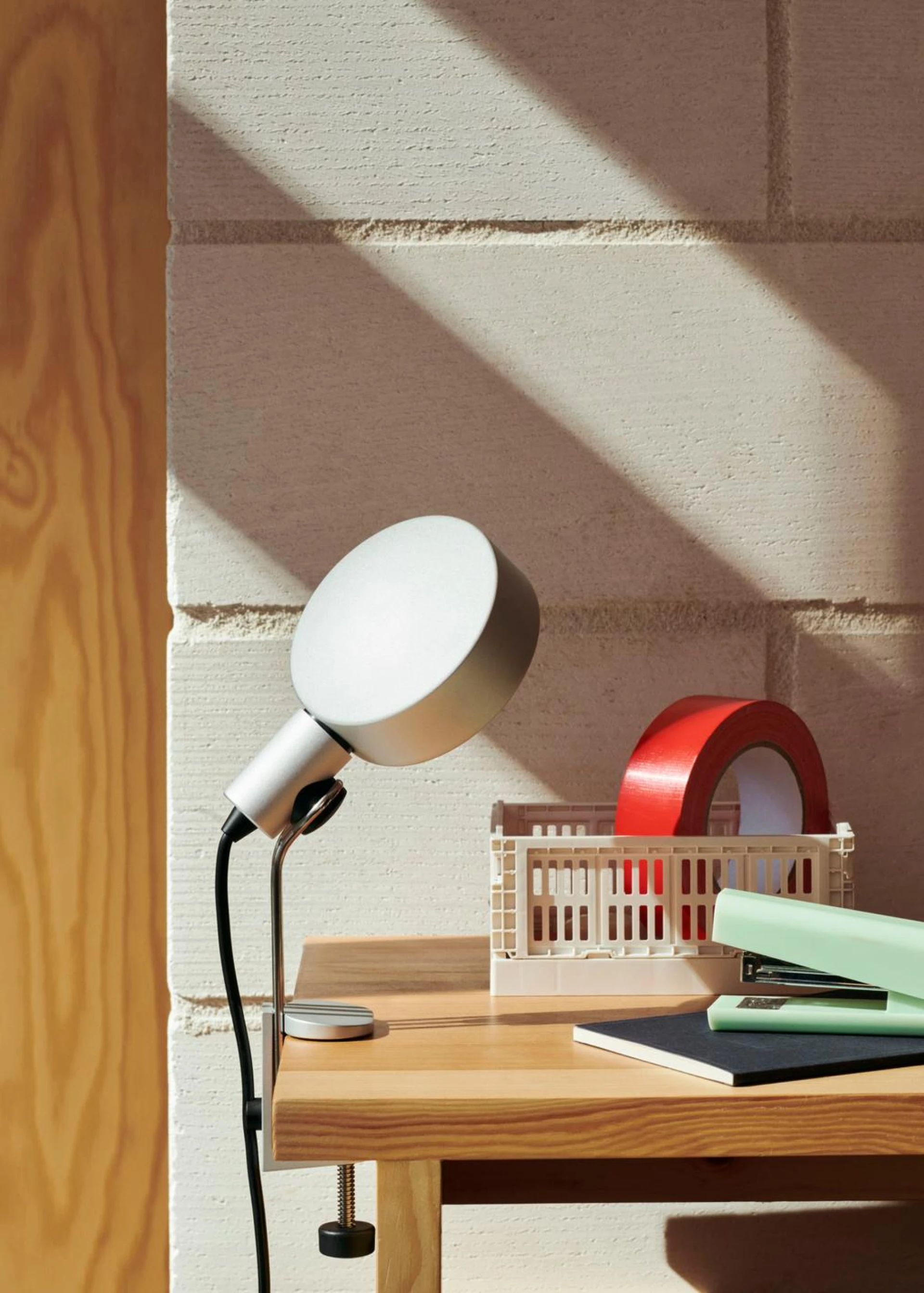 Cupola Clip Lamp