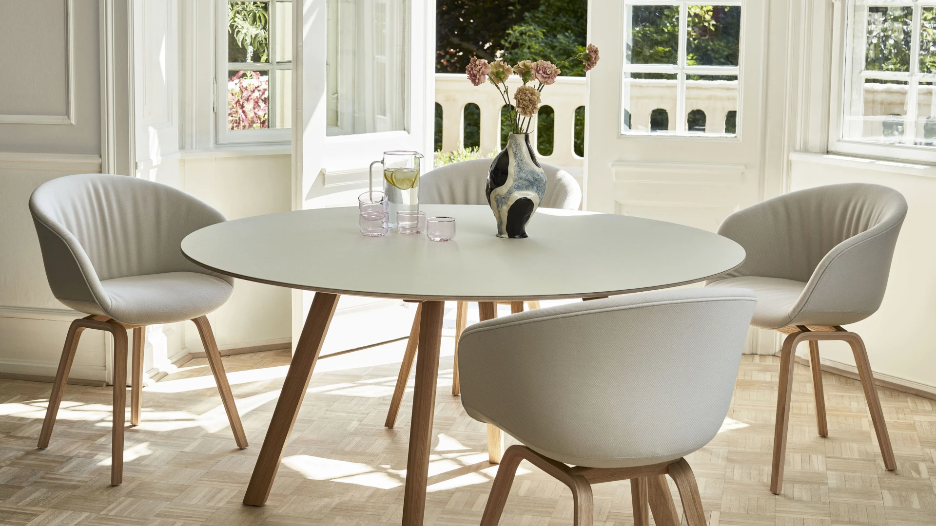 Jessica Hans Vase Glossy cow