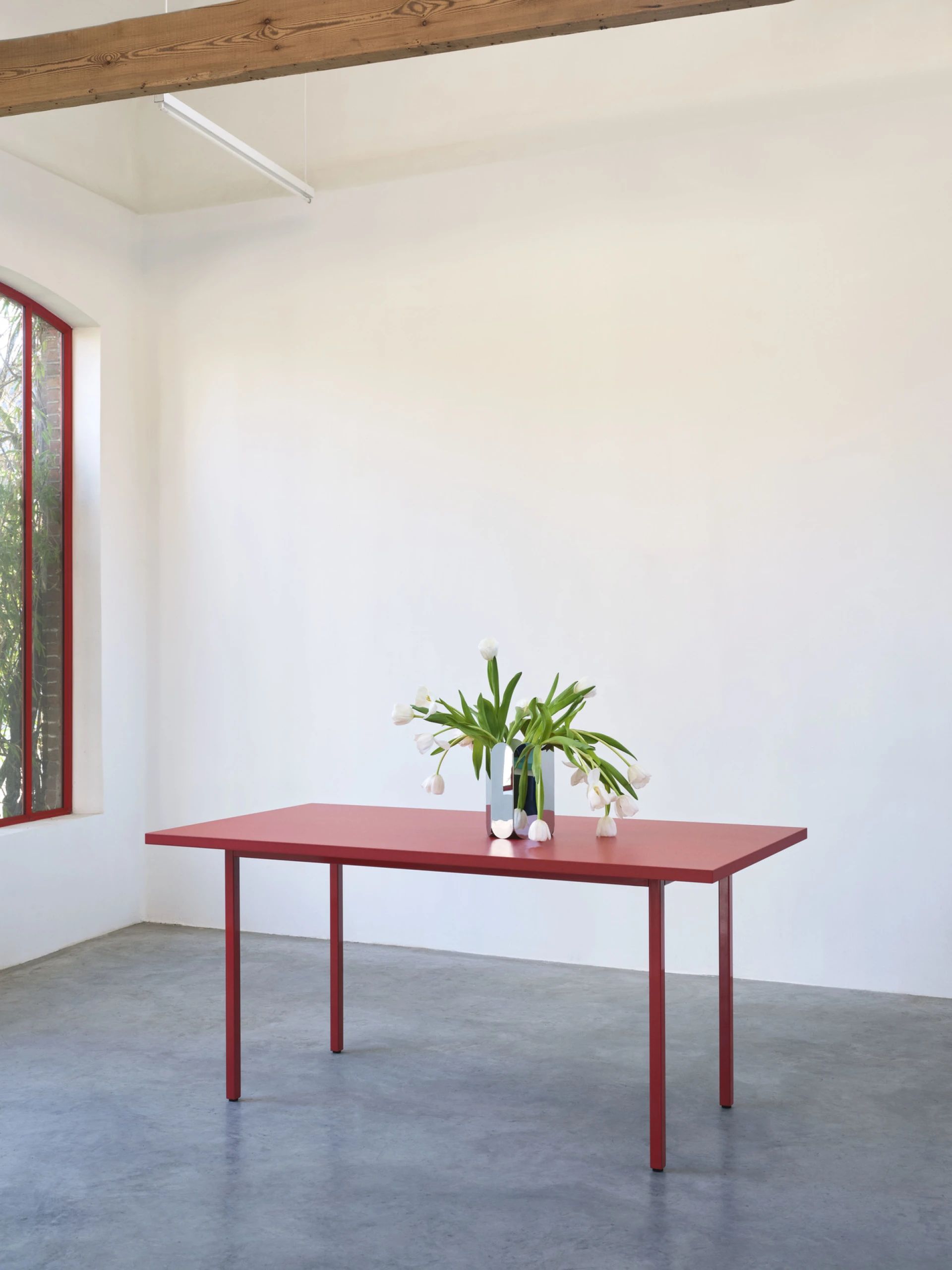 Two-Colour Table