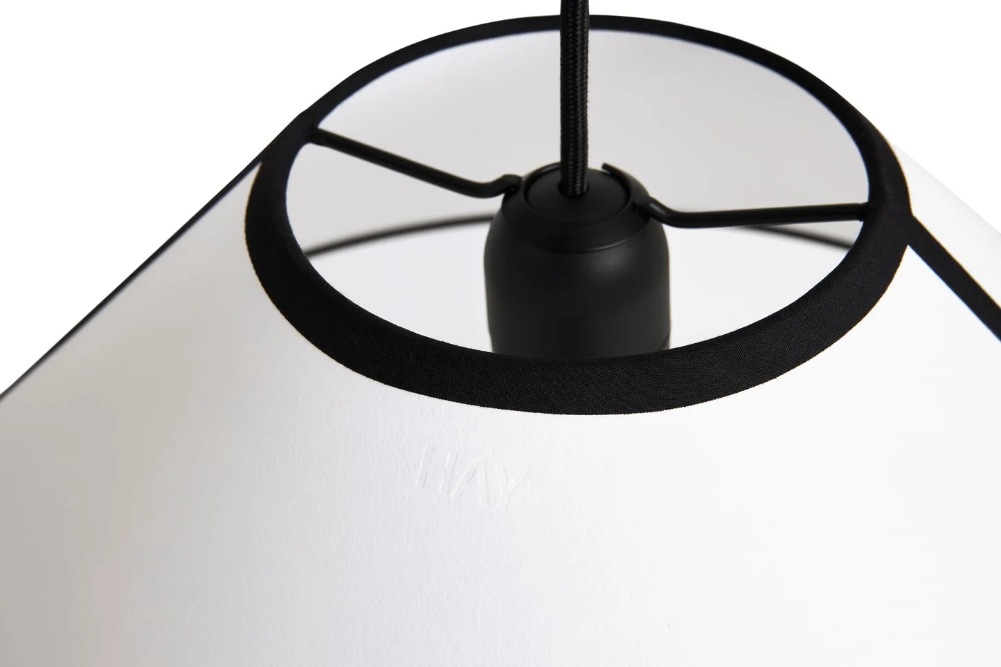 Ava Cone Pendant 500 White