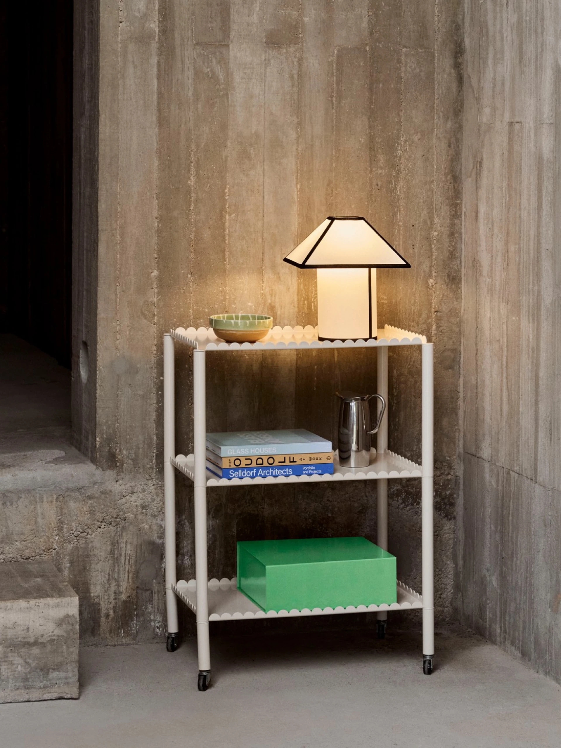 Ava Pyramid Table Lamp 290 White