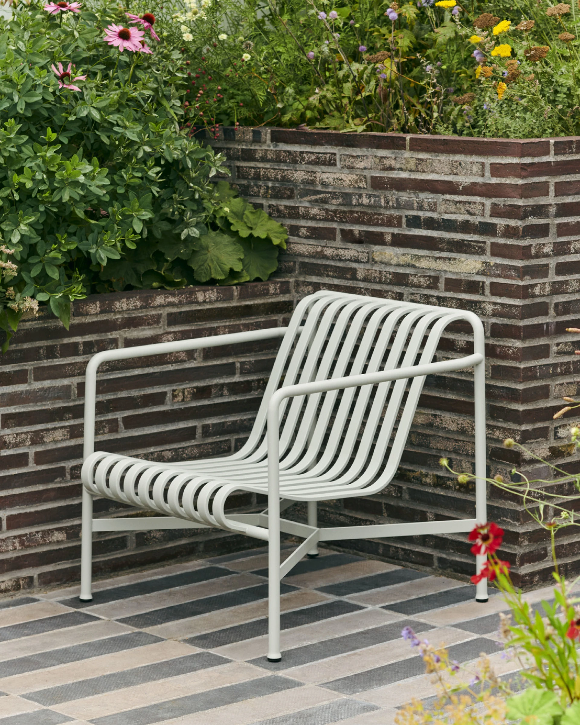 Palissade Lounge Chair Low