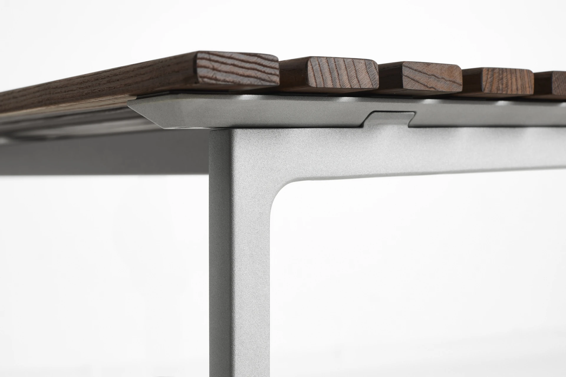 Traverse Table H74 x W190 x L83