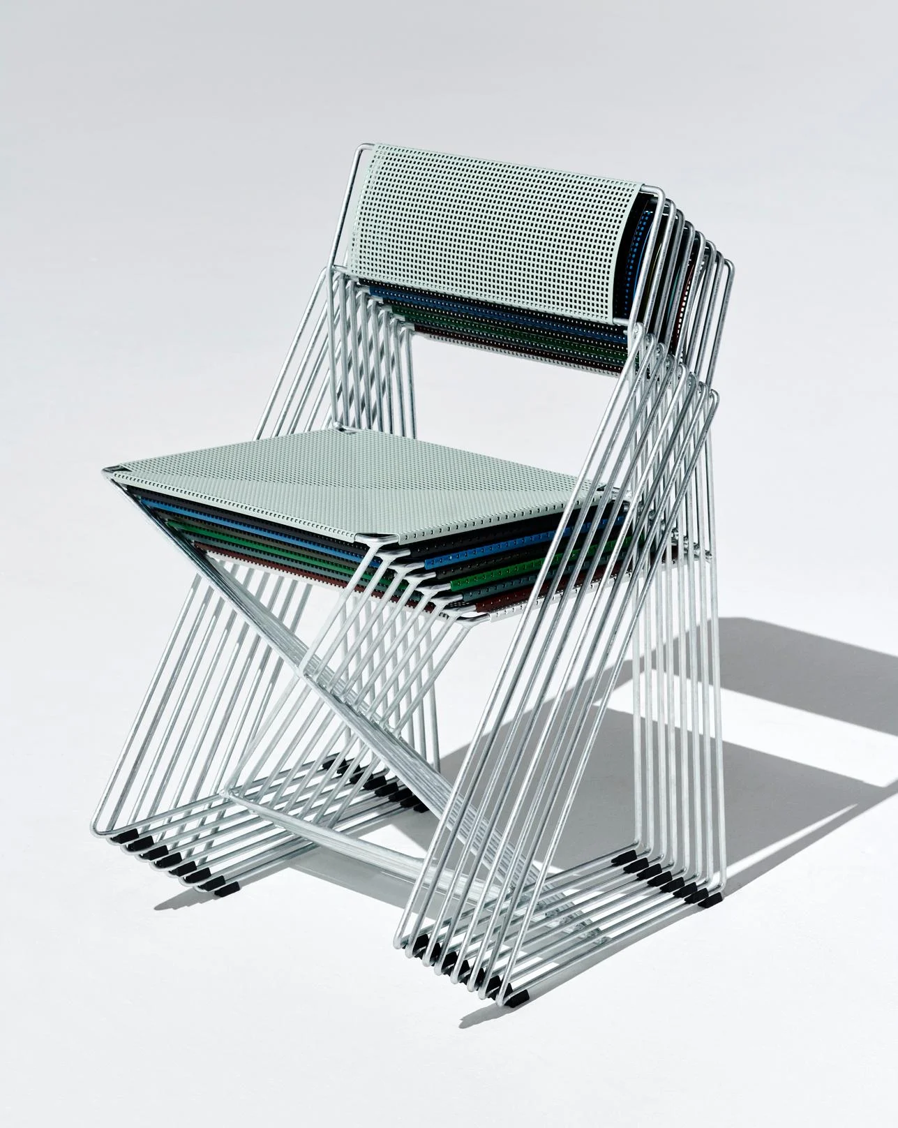 X-Line Chair Galvanised base - Black powder coated seat/back