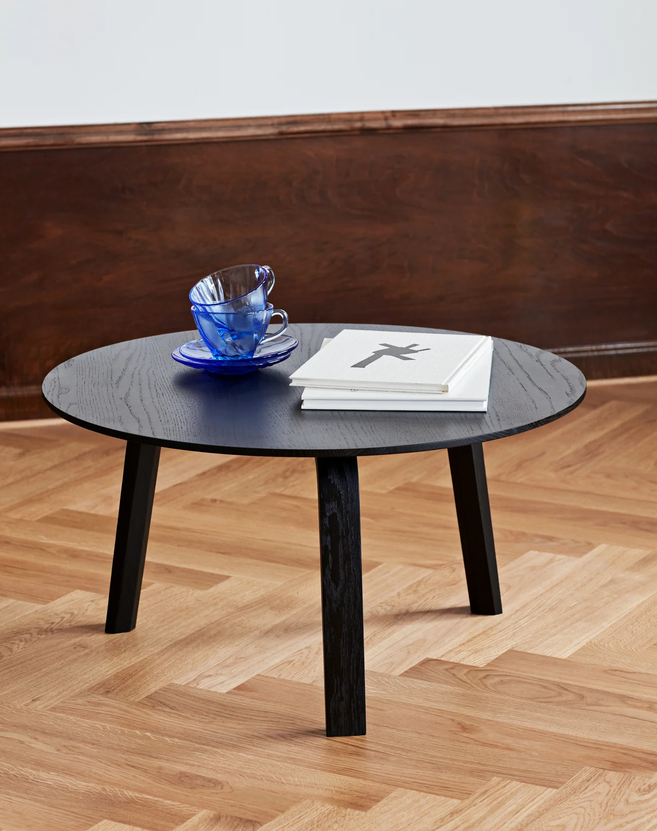 Bella Coffee Table D60 x H32 Black water-based lacquered solid oak
