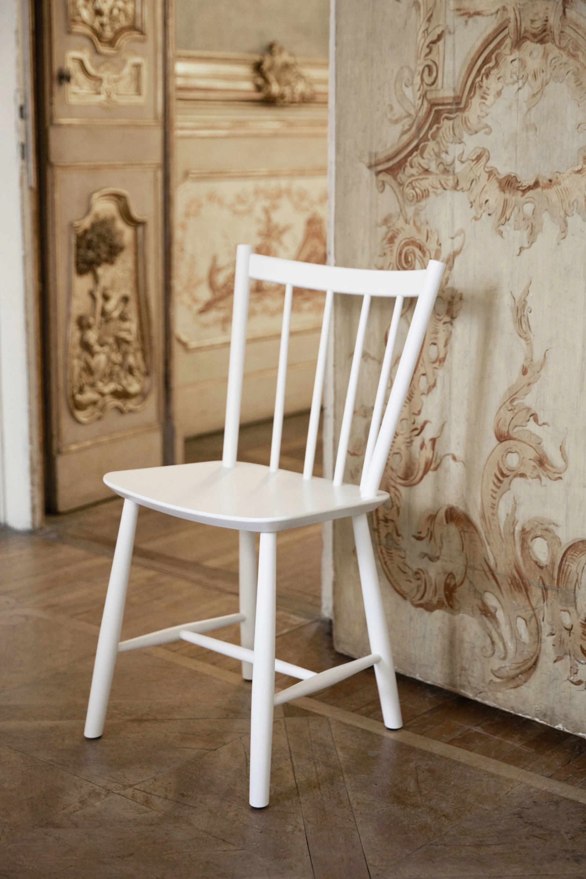 J41 Chair Beech White 