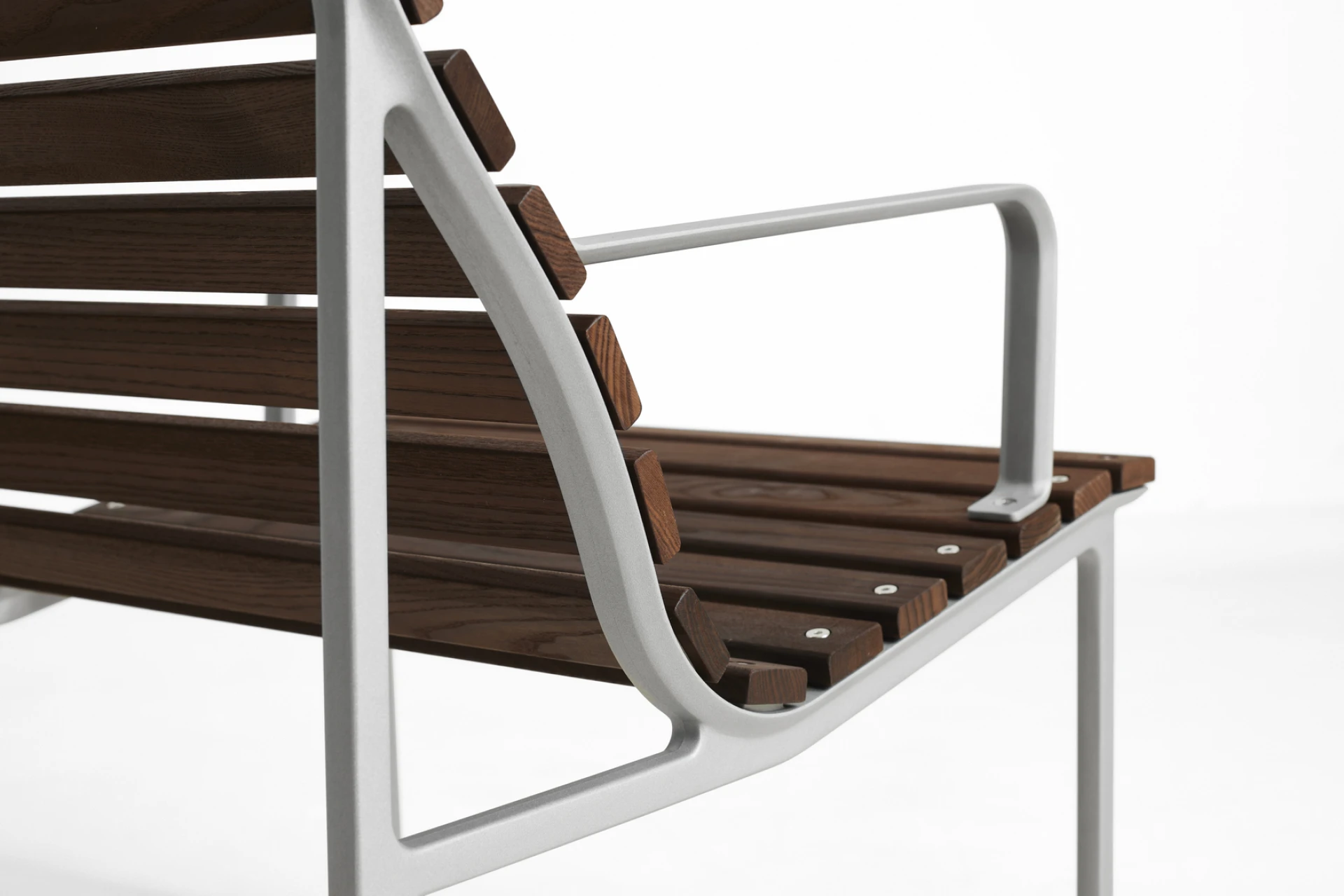 Traverse Lounge Armchair