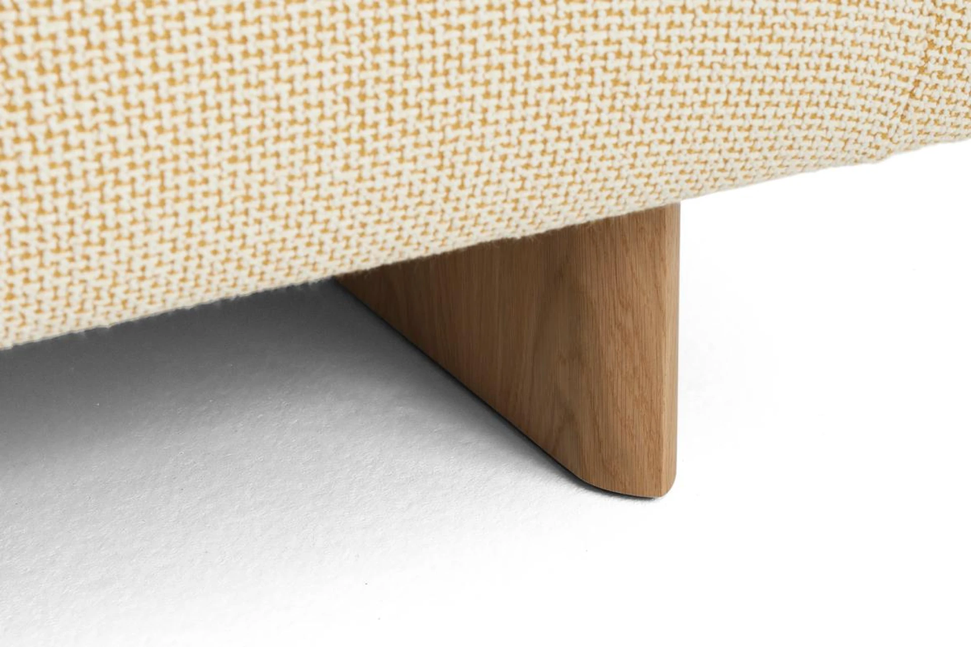 Quilton Lift 2 Seater Quilton Lift 2 Seater