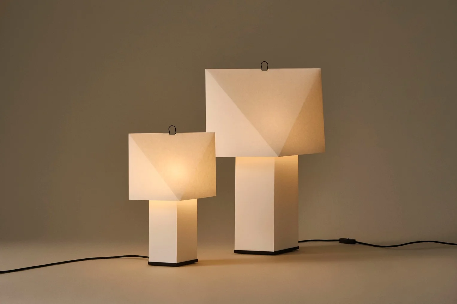Aplat Table Lamp 660 