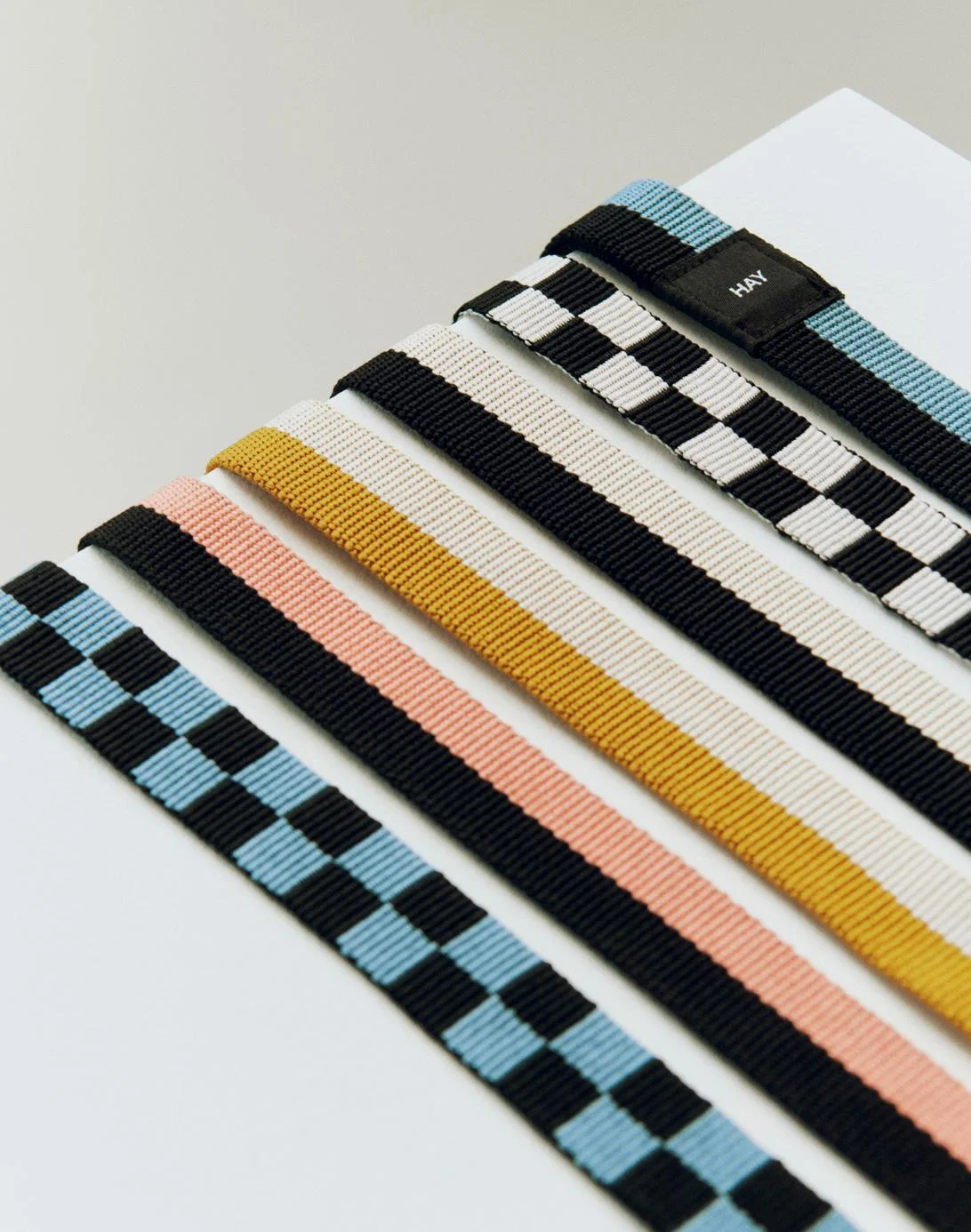 HAY Dogs Leash Flat M/L Black, white