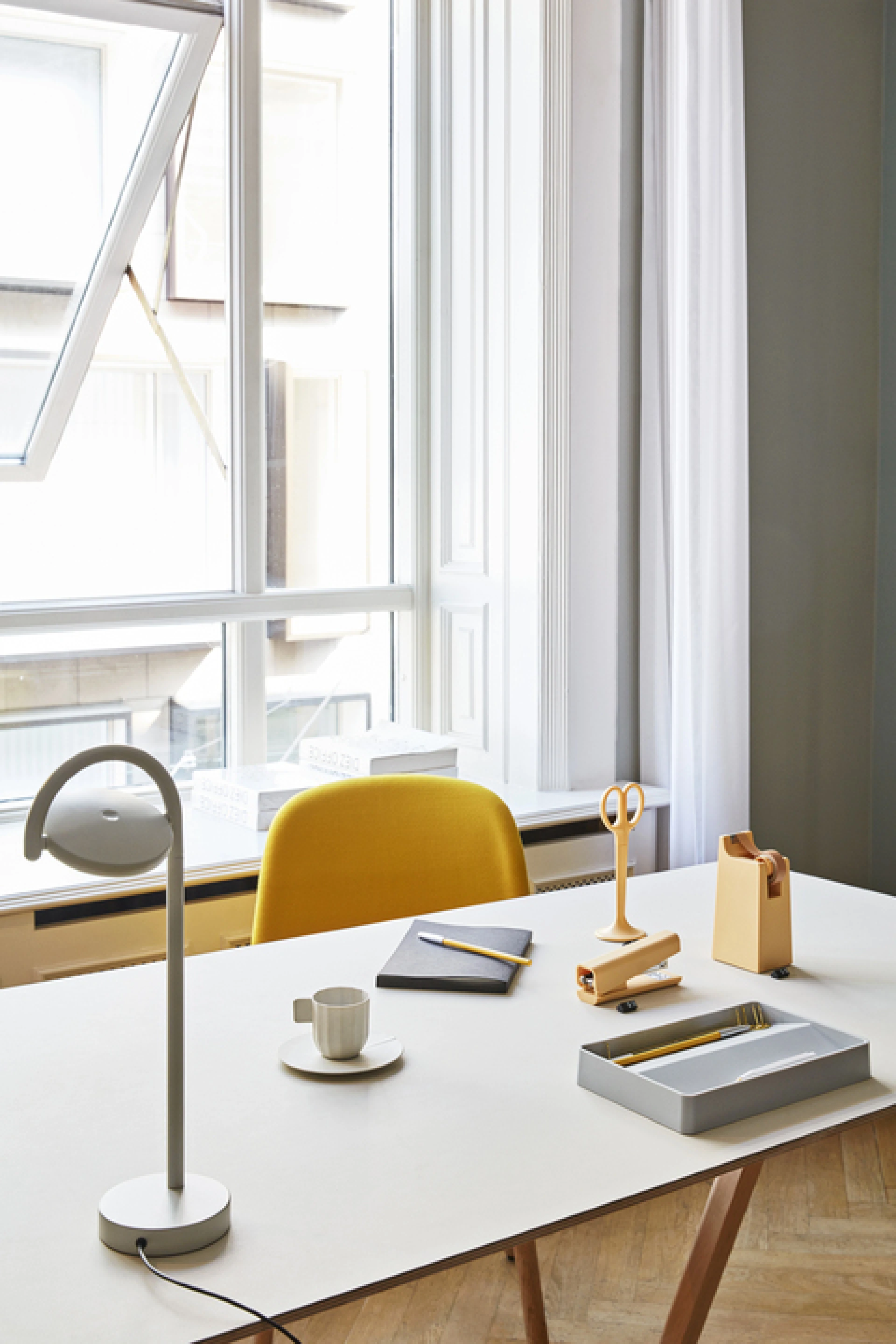 CPH 10 Desk