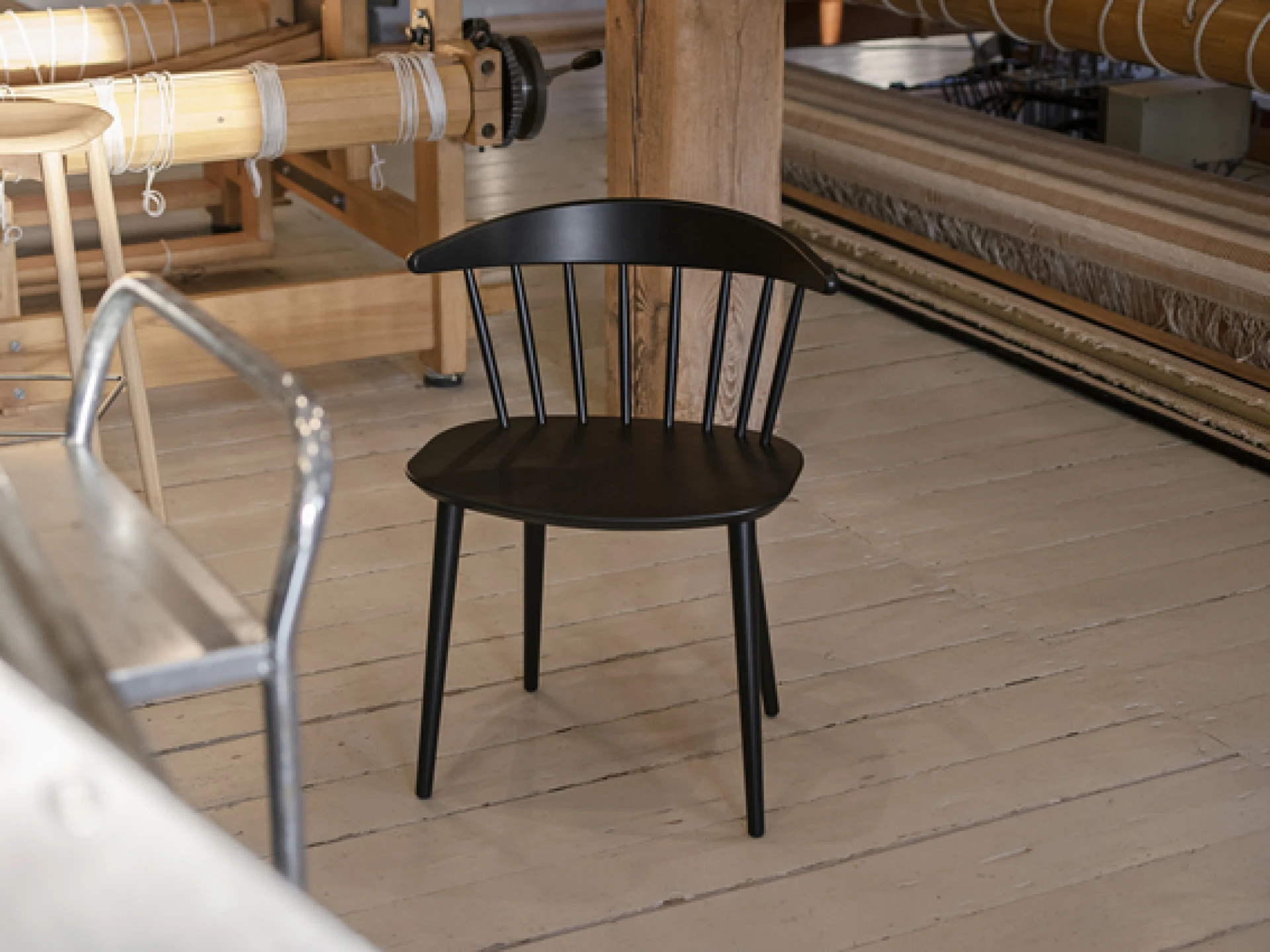 J104 Chair Beech Black 