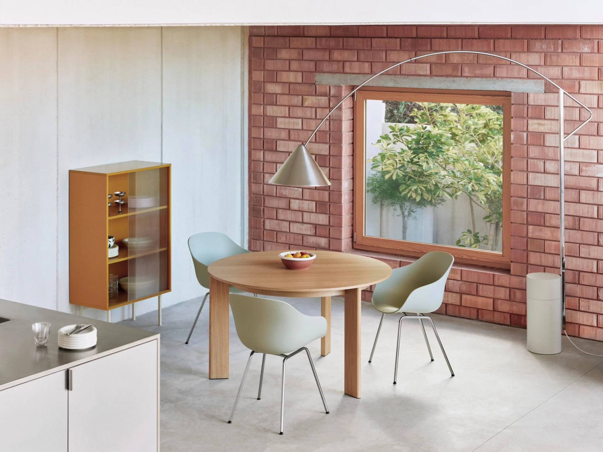 Chisel 20 Table Round