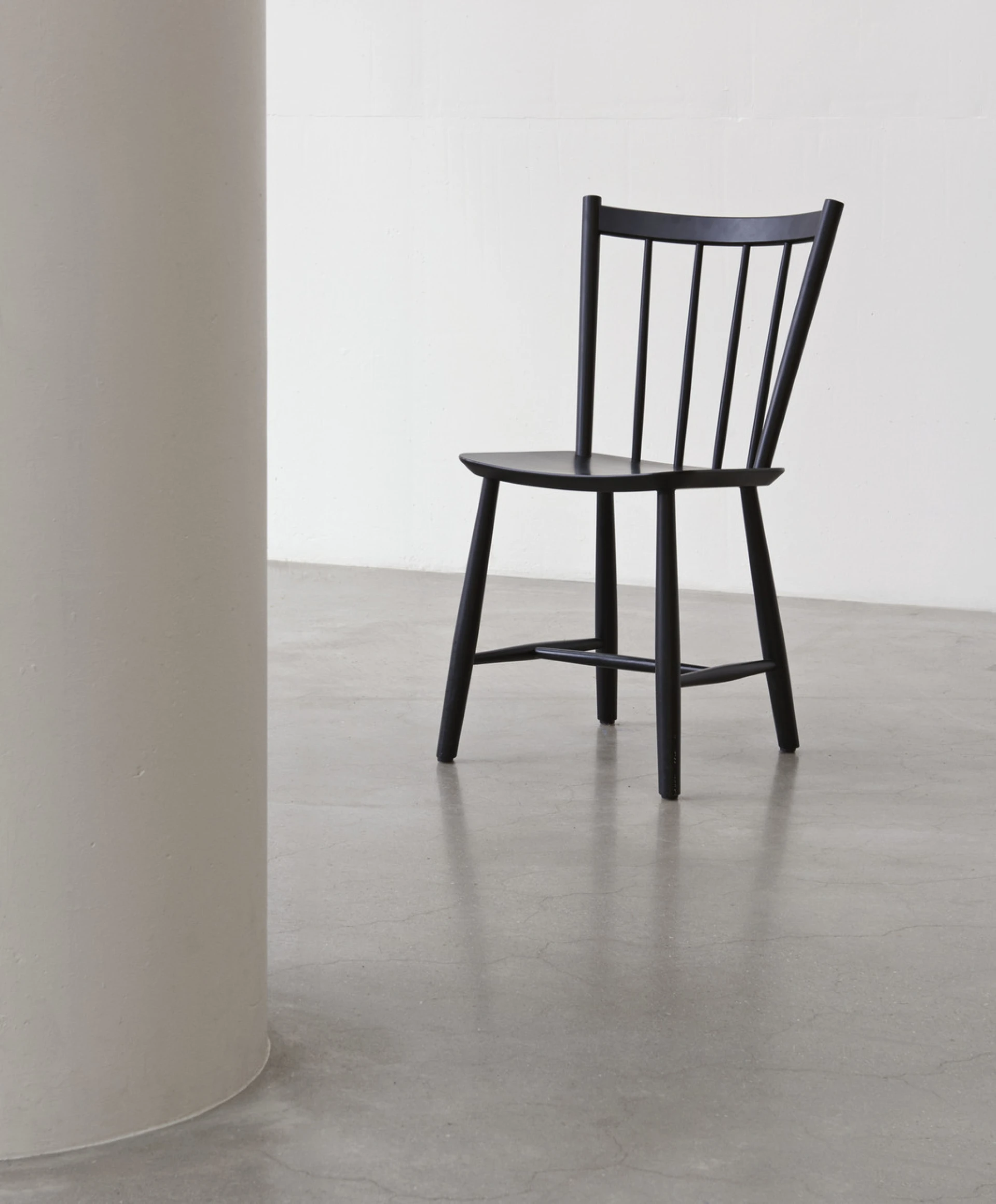 J41 Chair Beech Black 