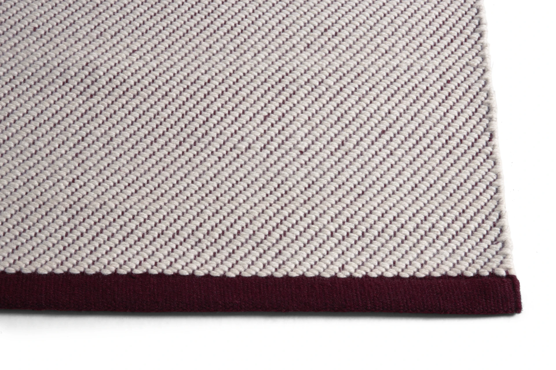Bias Rug Tint 200 x 300 Cherry tint