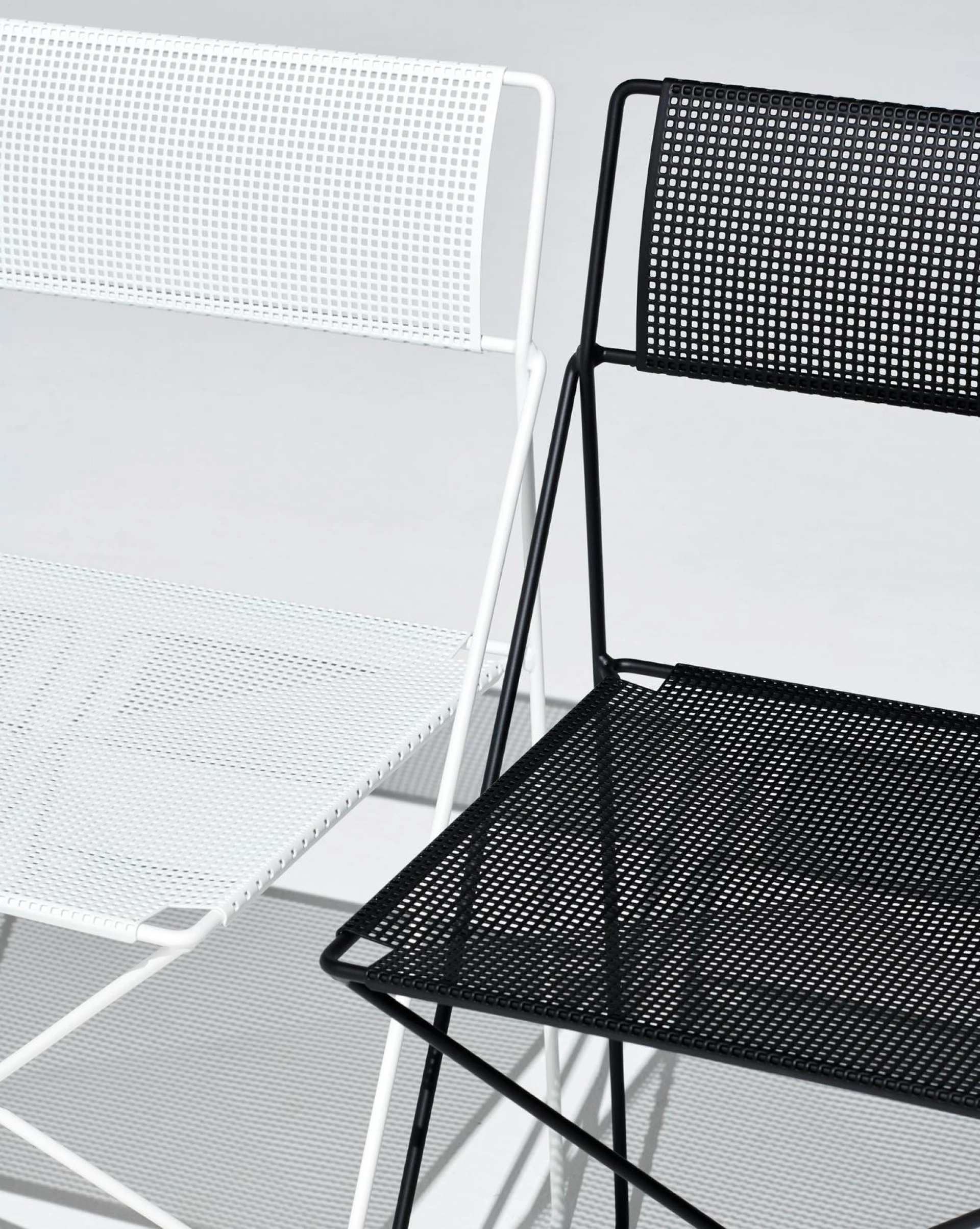 X-Line Chair Moss powder coated steel base - Moss powder coated seat/back