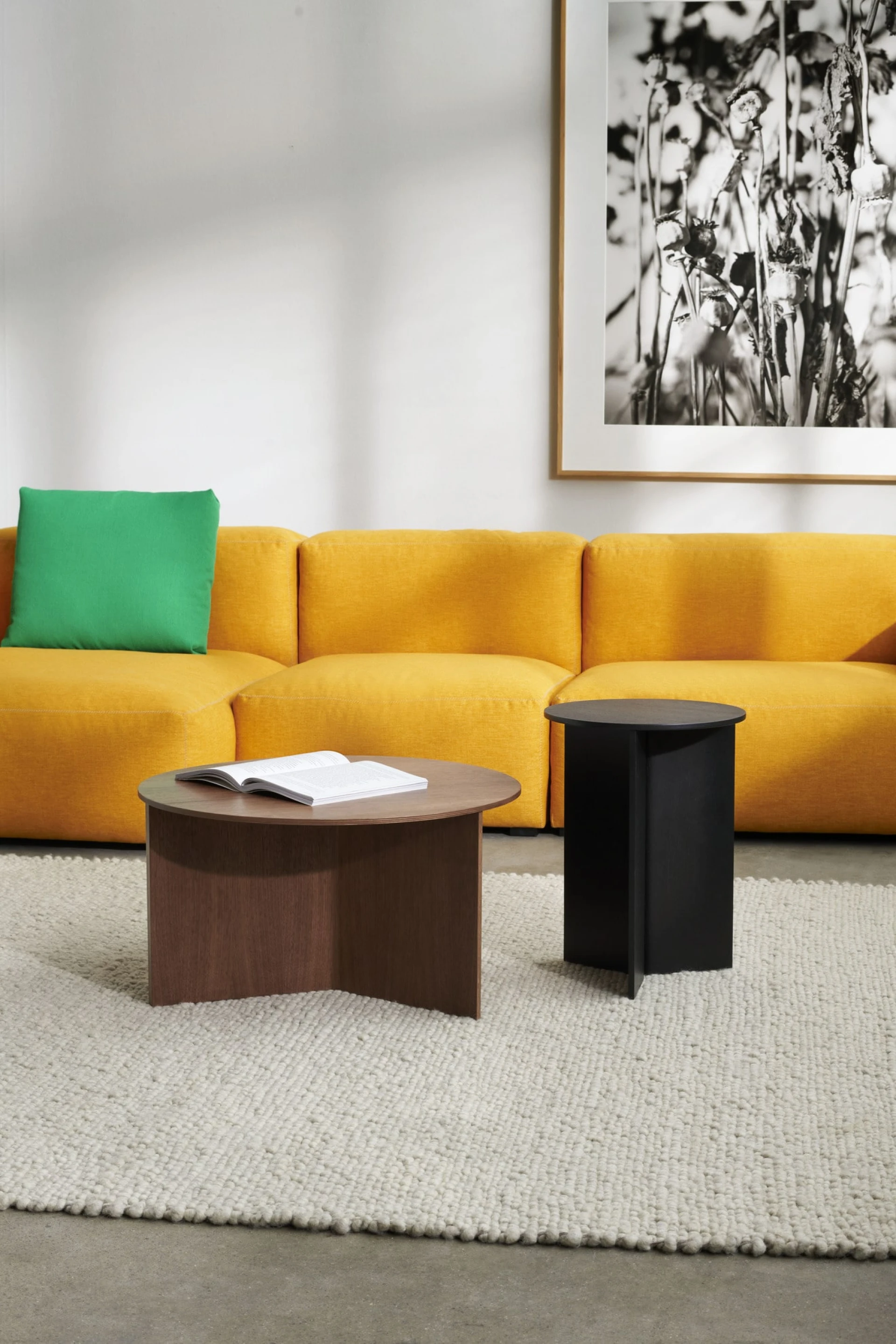 Slit Table Wood Round High Black