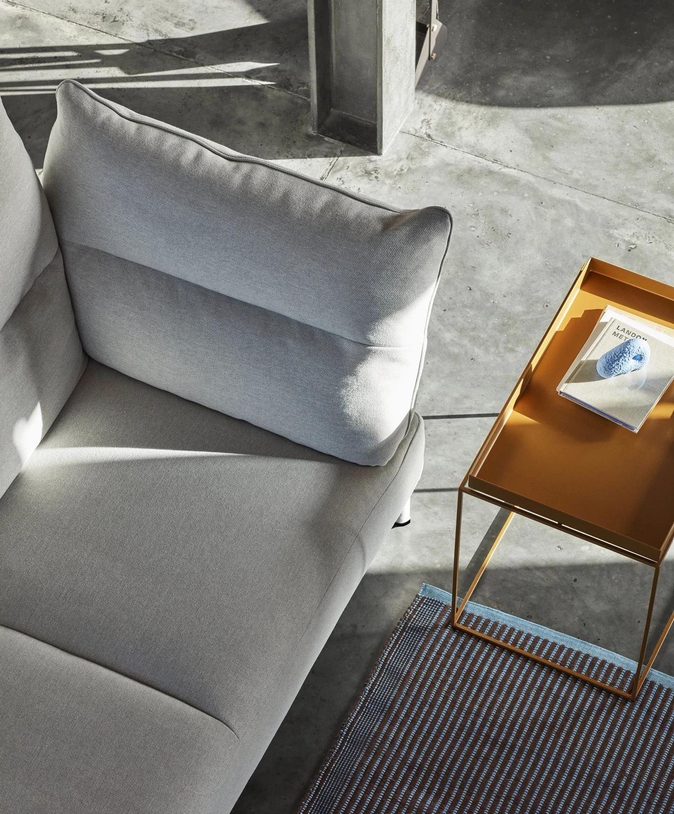 Tray Table L L40 x W60 Toffee