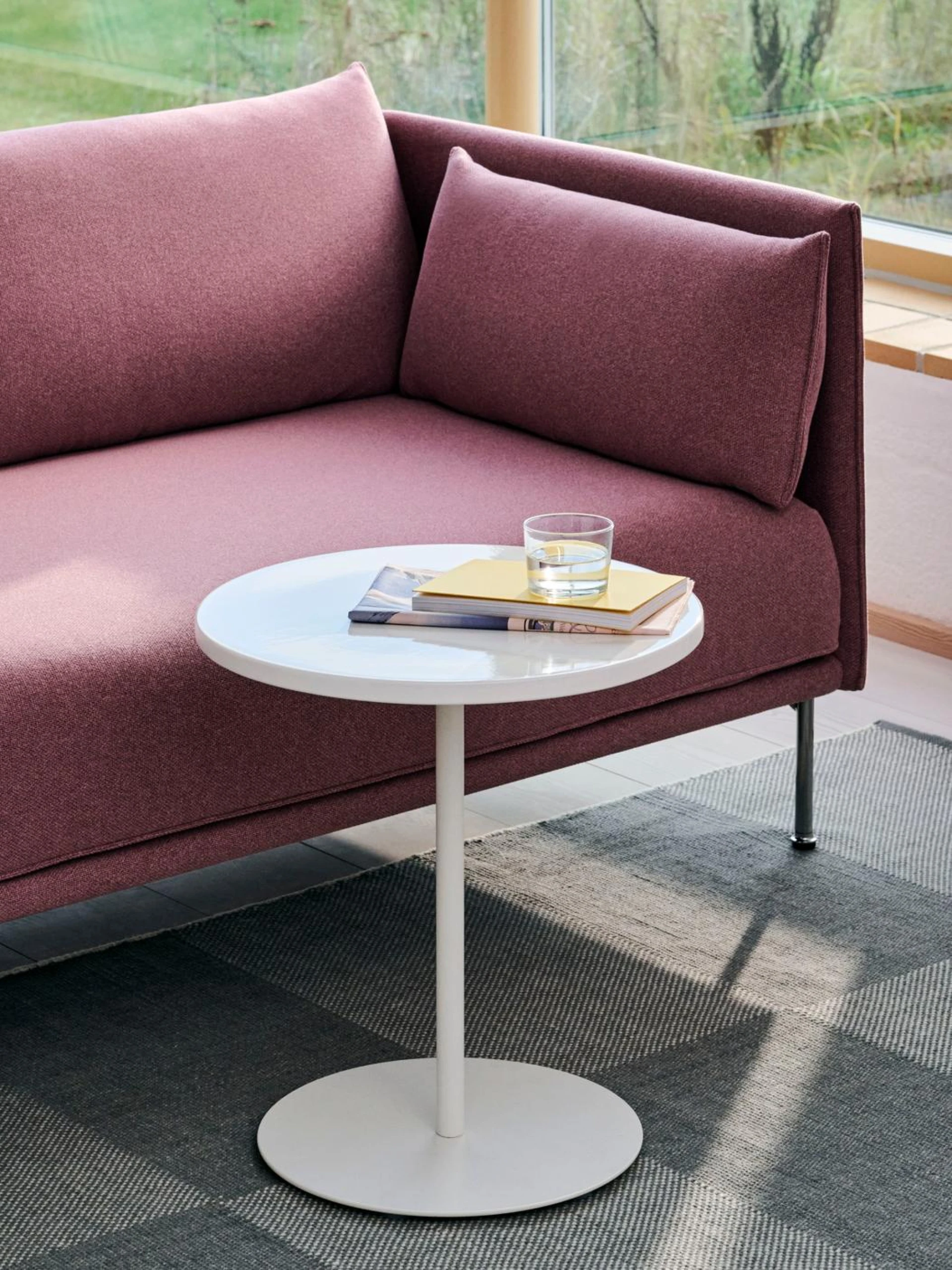 Pyro Coffee Table Cream white powder coated frame - D45 x H49 - Eggshell ceramic tabletop