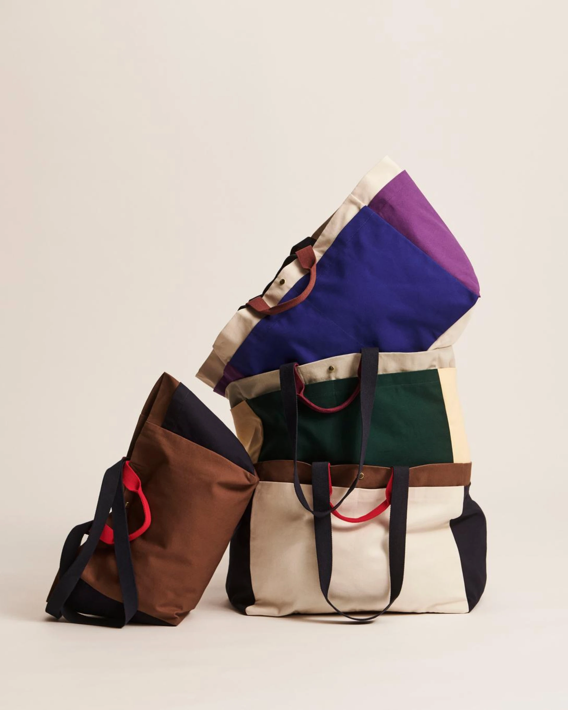 Weekend Bag (Organic) Medium Cream multi