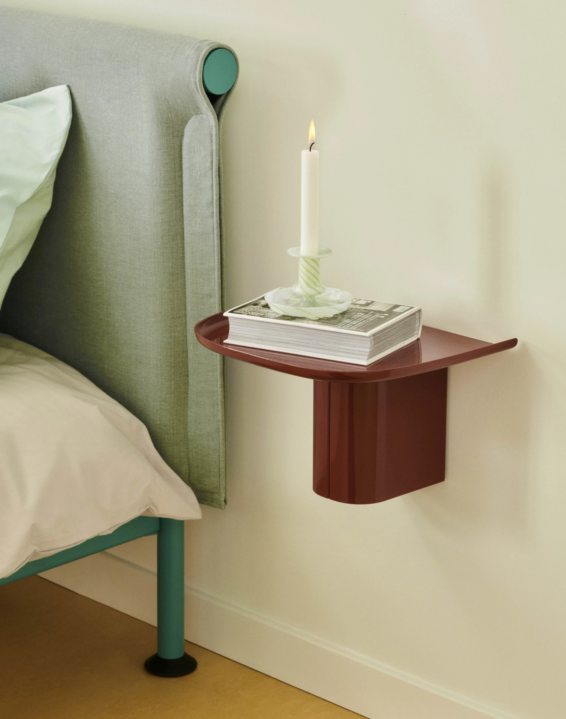 Tamoto Bed
