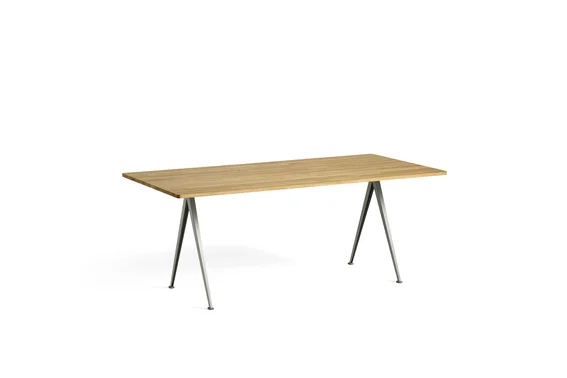 Pyramid Table 02