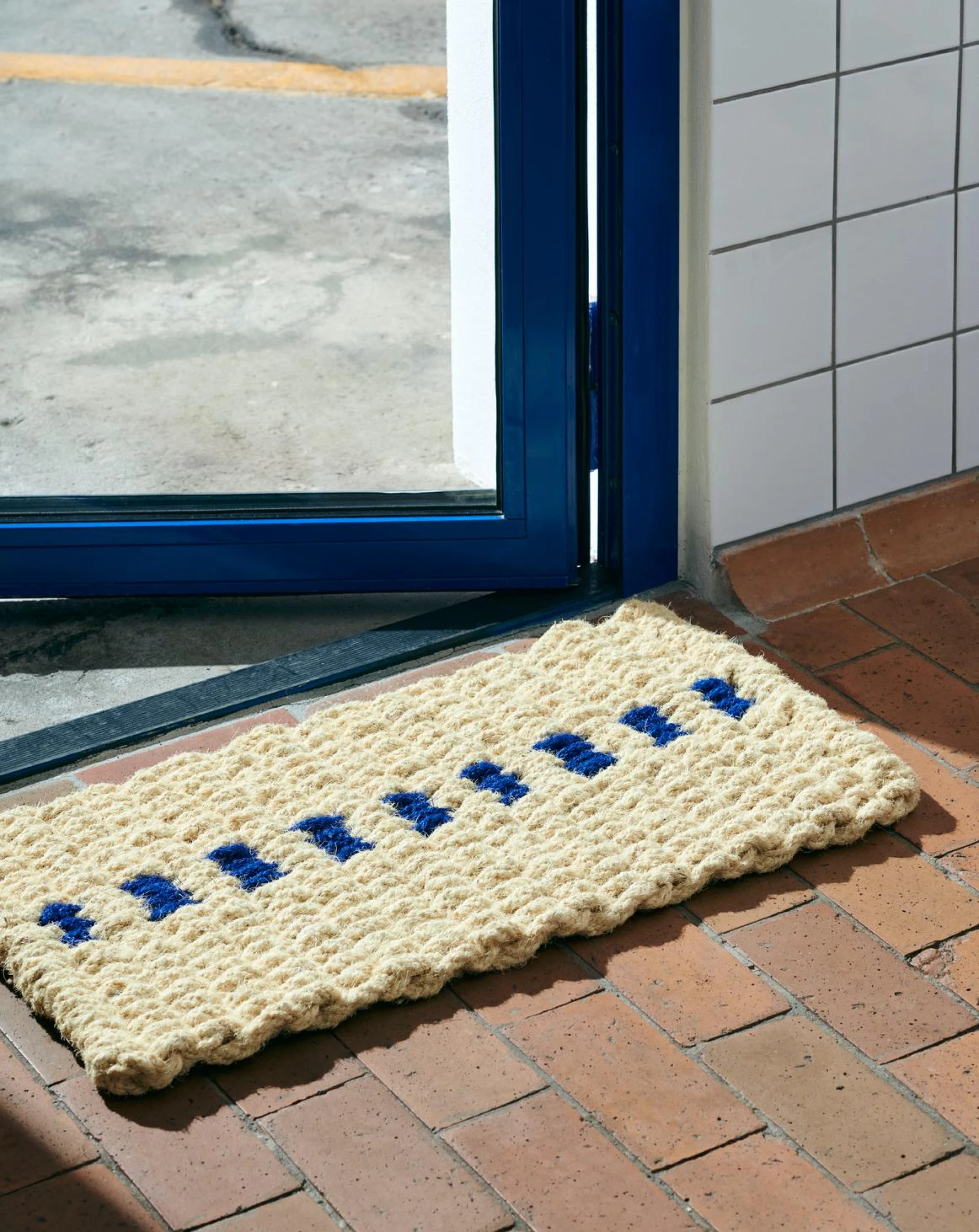 Coco Door Mat Dot White, blue
