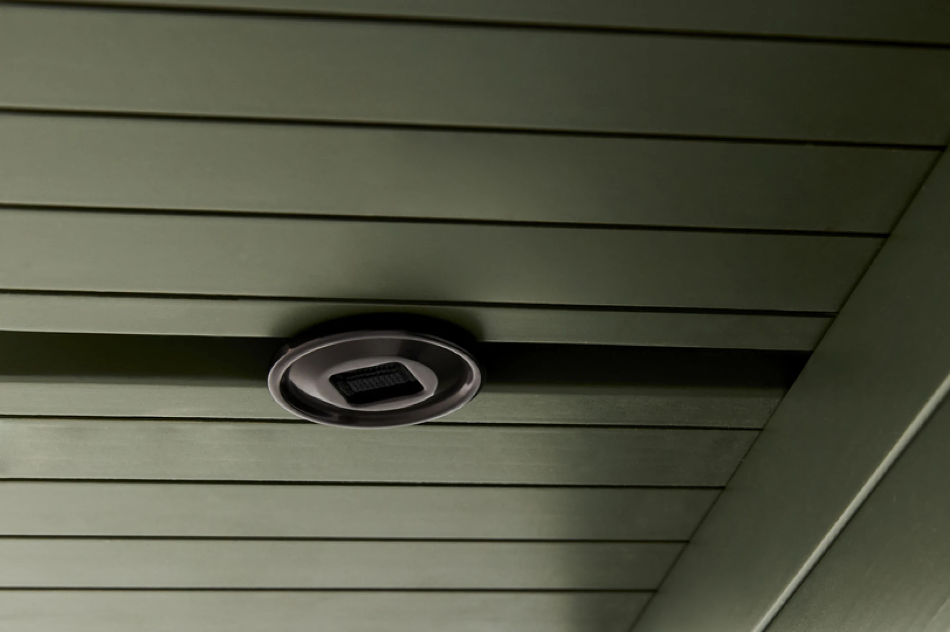 Weekday Bench L190 Olive