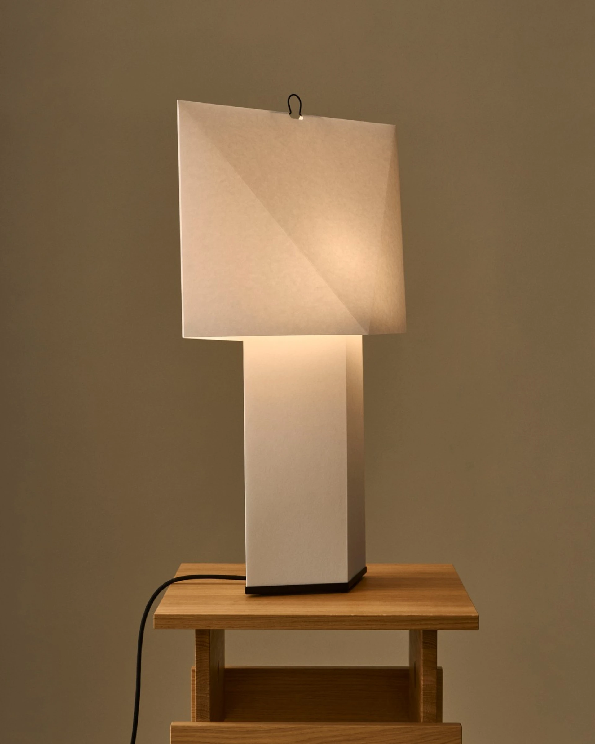 Aplat Table Lamp 660 