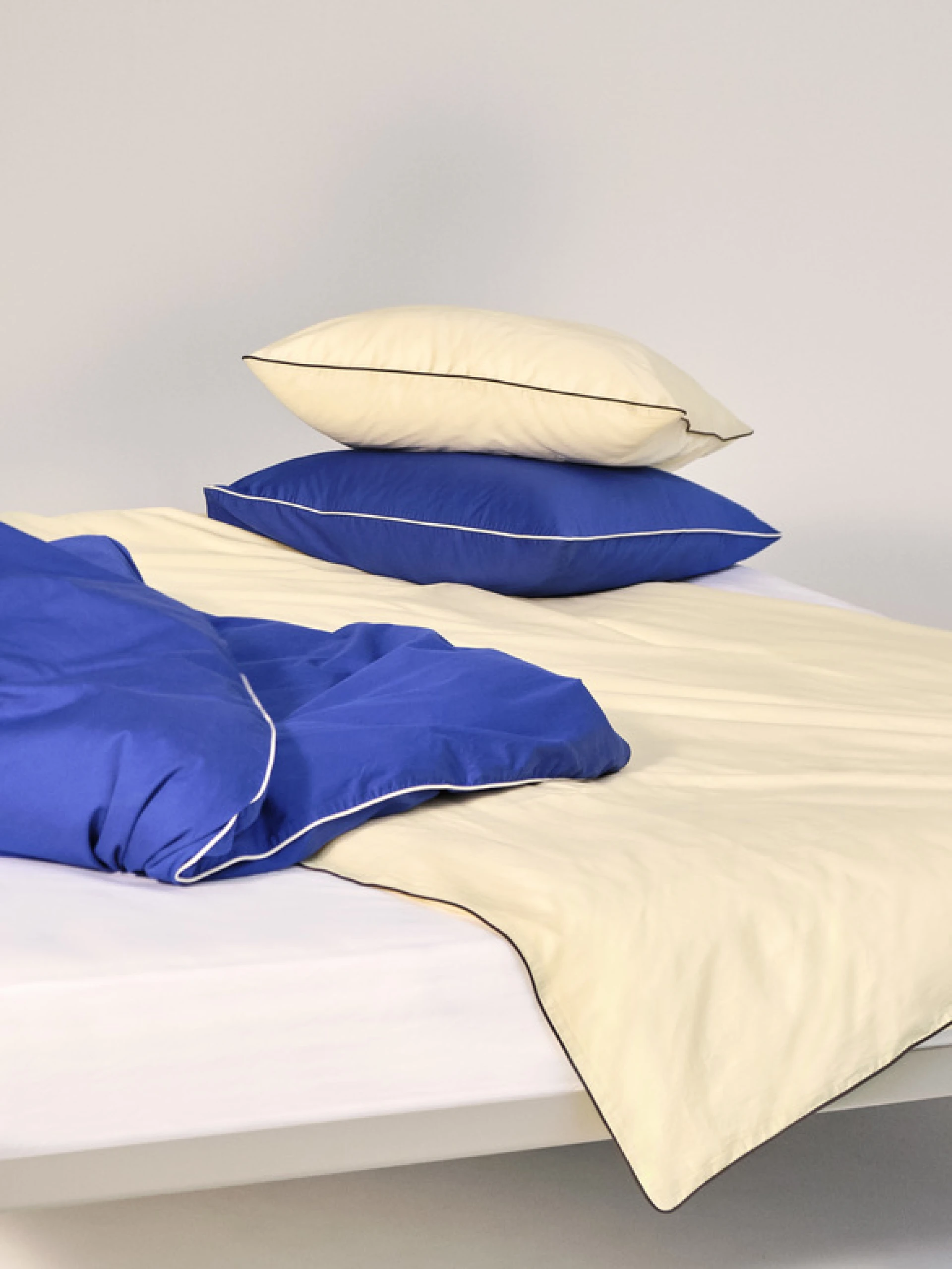 Outline Duvet Cover 240 x 220 Soft yellow