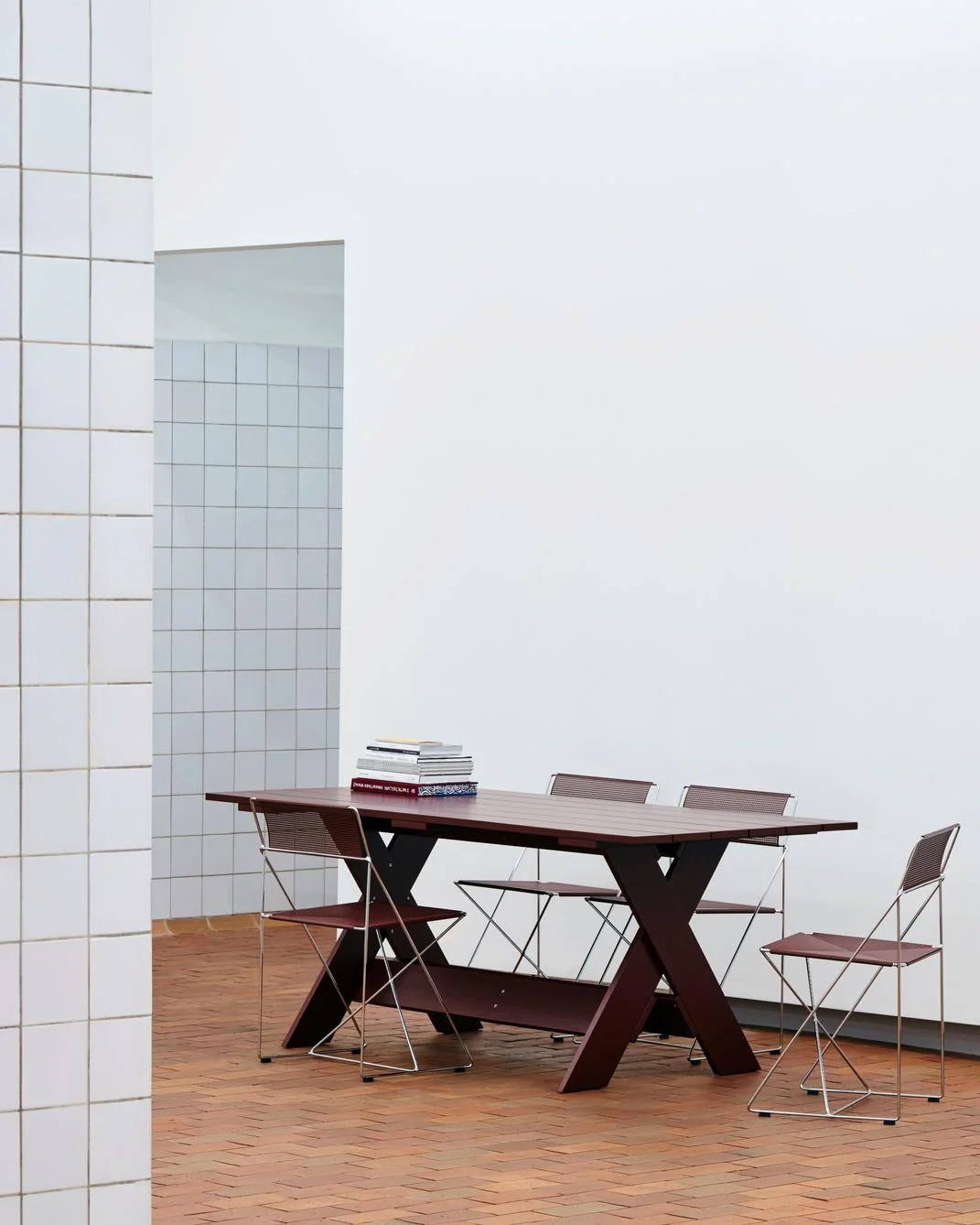 X-Line Chair Galvanised base - Iron red powder coated seat/back