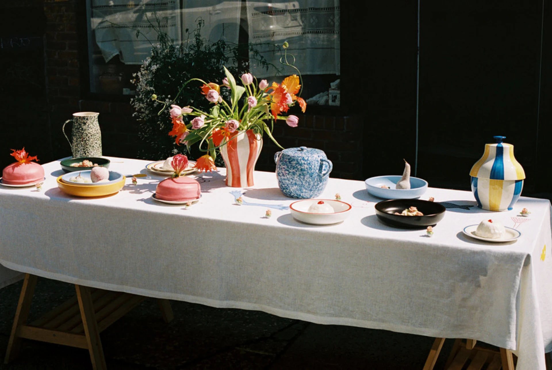 Sobremesa Bean Pot Blue Sobremesa Bean Pot Blue