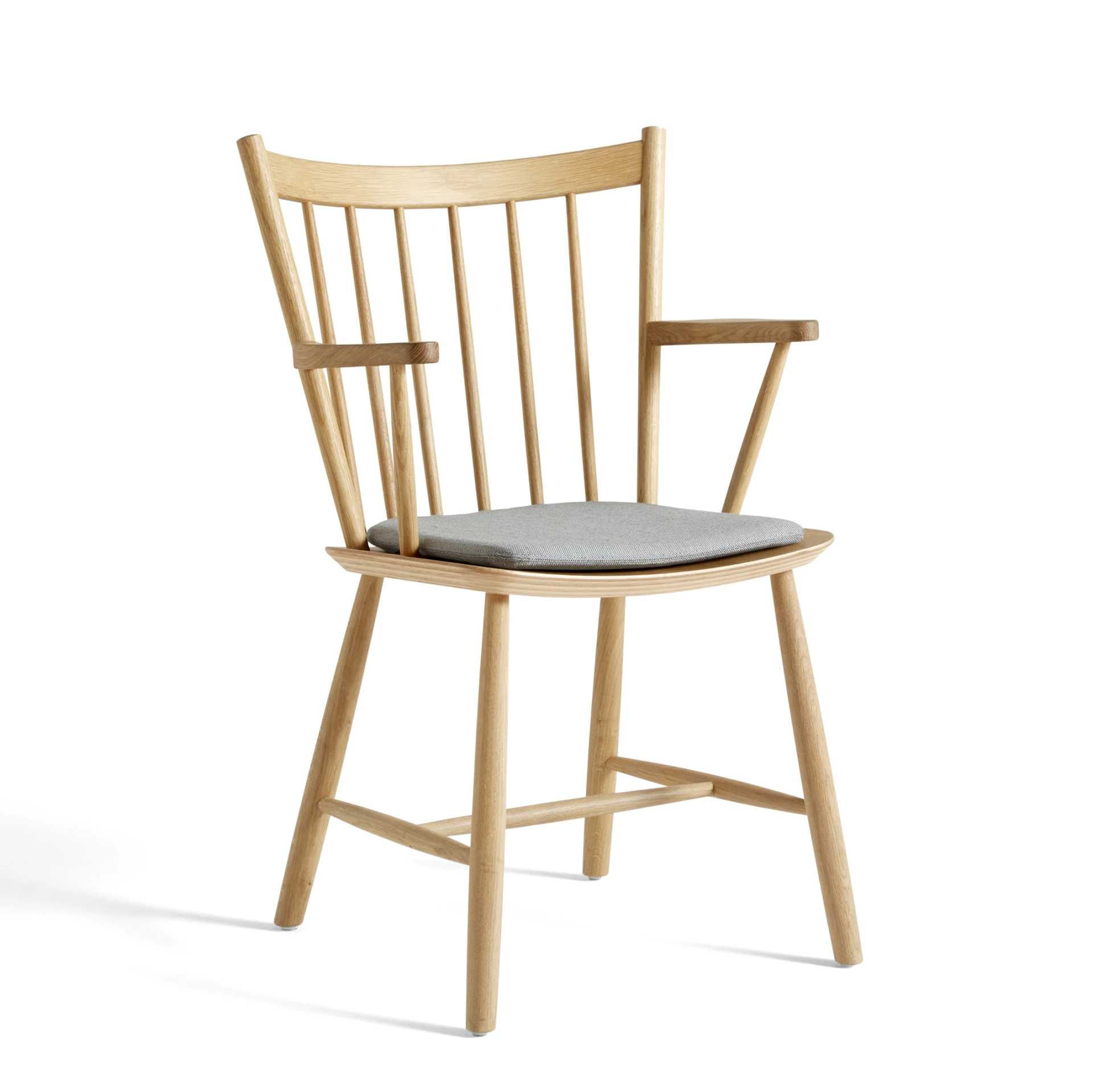J42 Chair Water-based lacquered oak