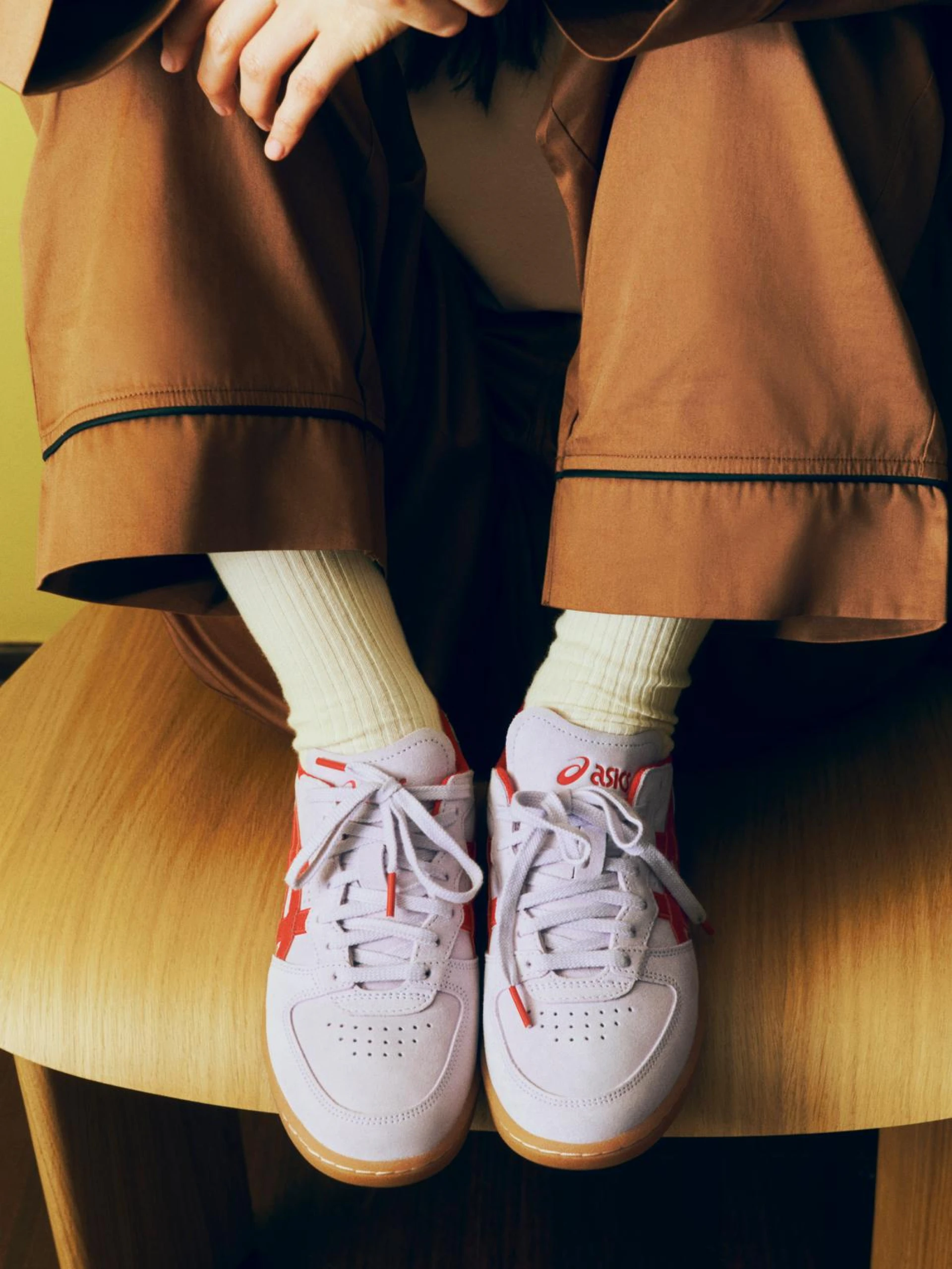 ASICS x HAY Skyhand OG Orchid husht and flame scarlet