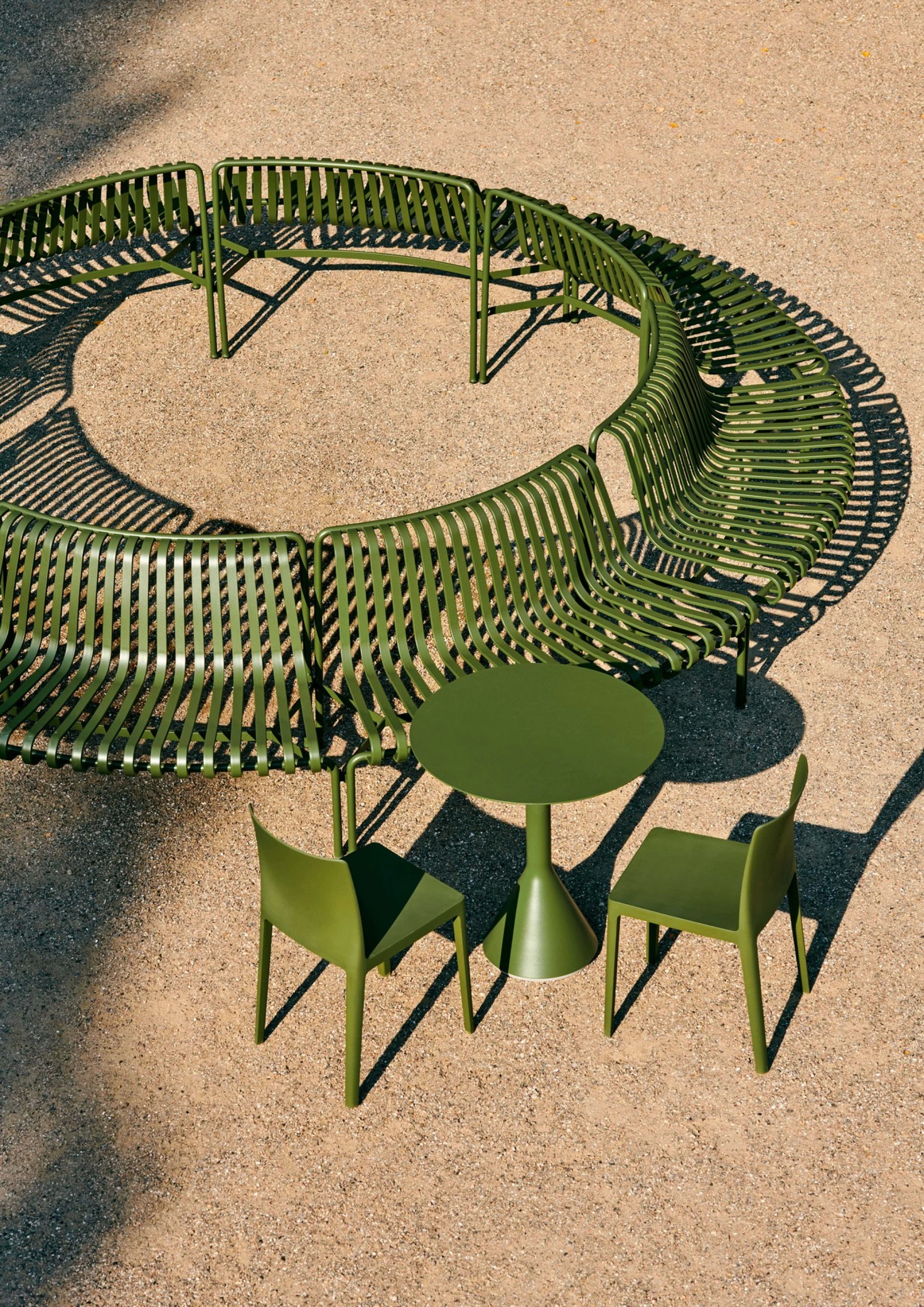 Palissade Park Dining Bench Out Out Starter Set