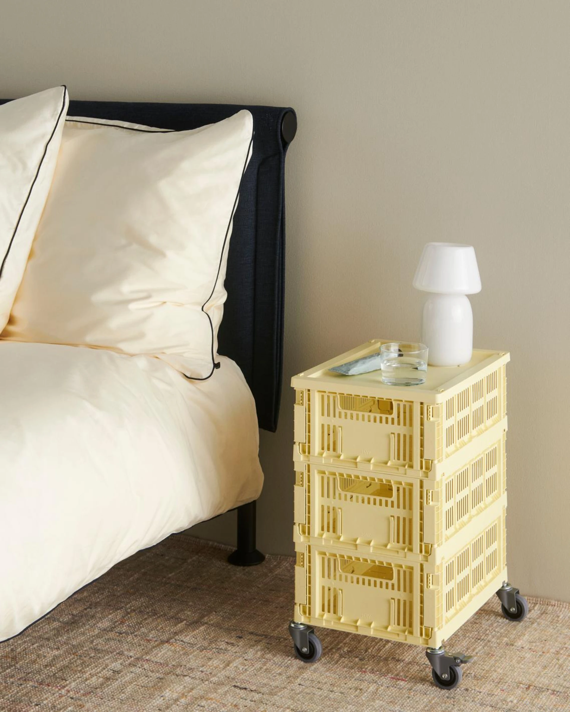 HAY Colour Crate Medium Light yellow