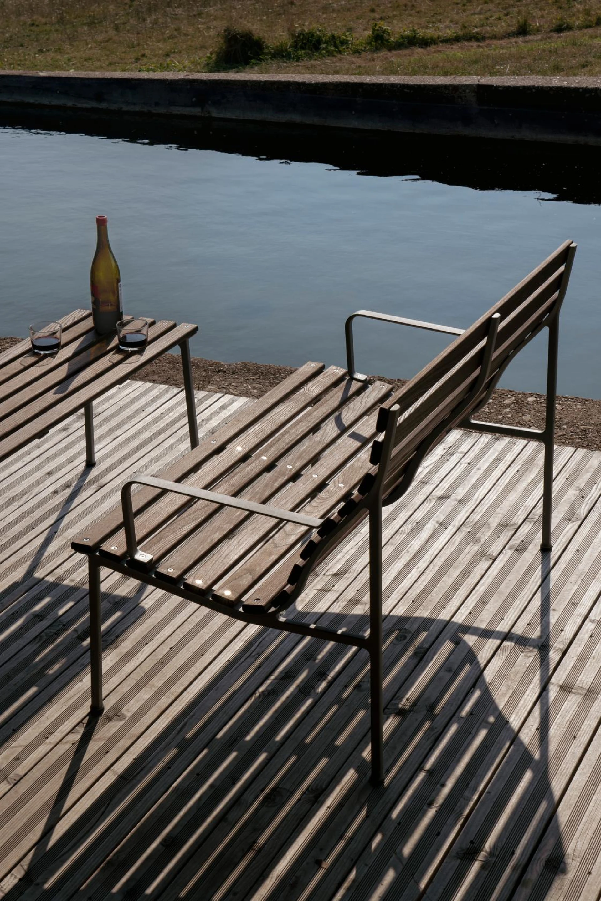 Traverse Bench