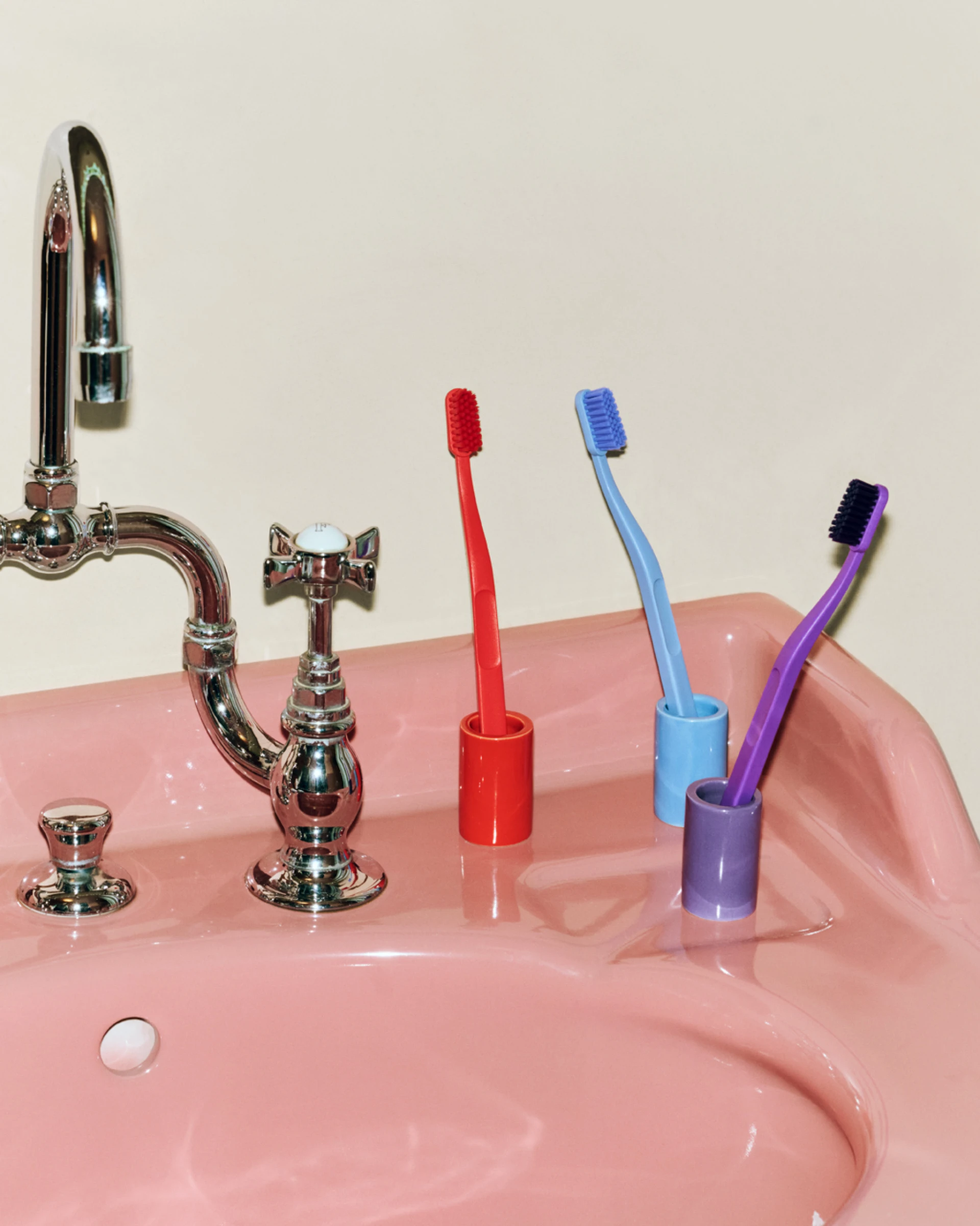 Toothbrush Holder Red