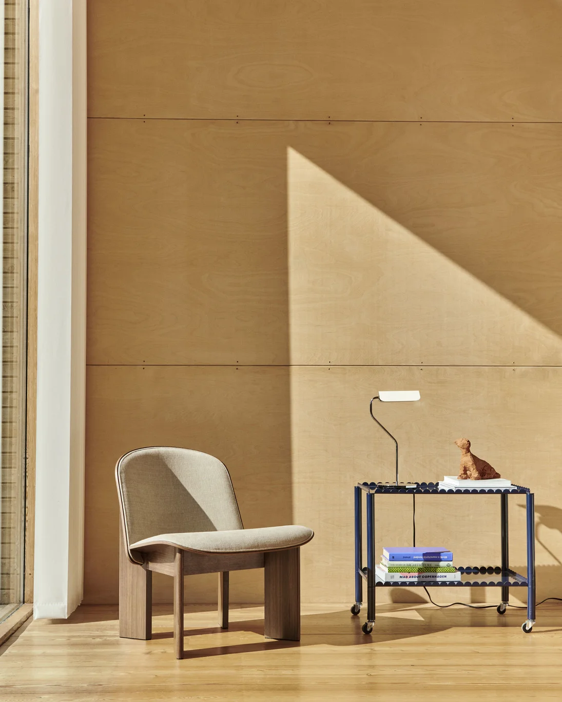 Apex Table Lamp Oyster white