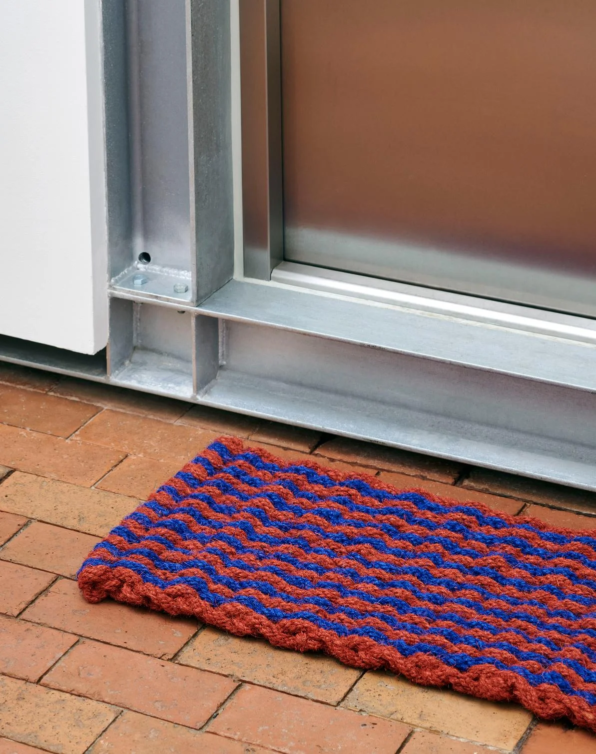 Coco Door Mat Stripe Wave Brown, navy