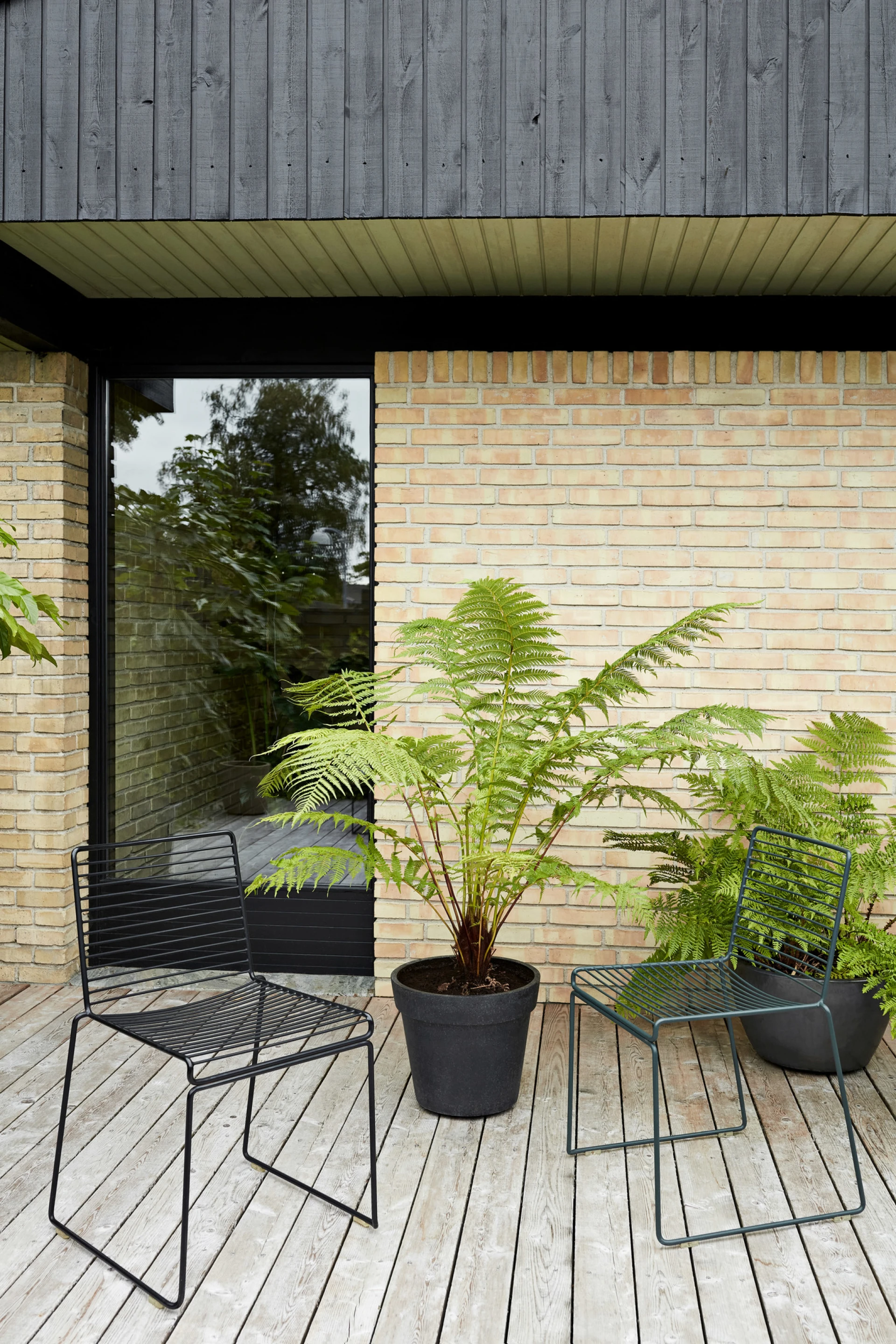 Hee Dining Chair Black