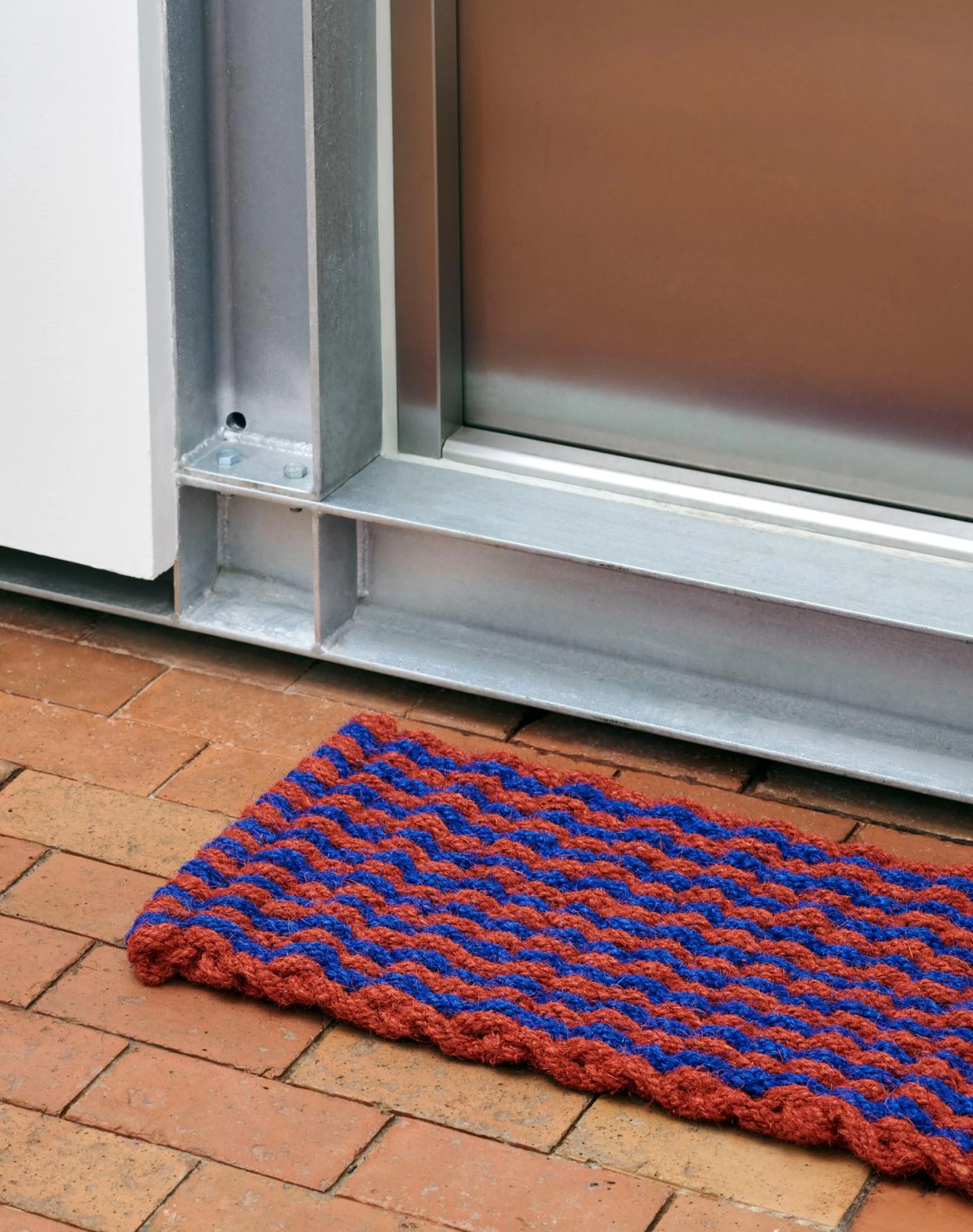 Coco Door Mat Stripe Wave Brown, navy