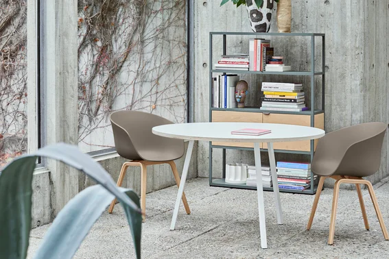 Loop Stand Table Round