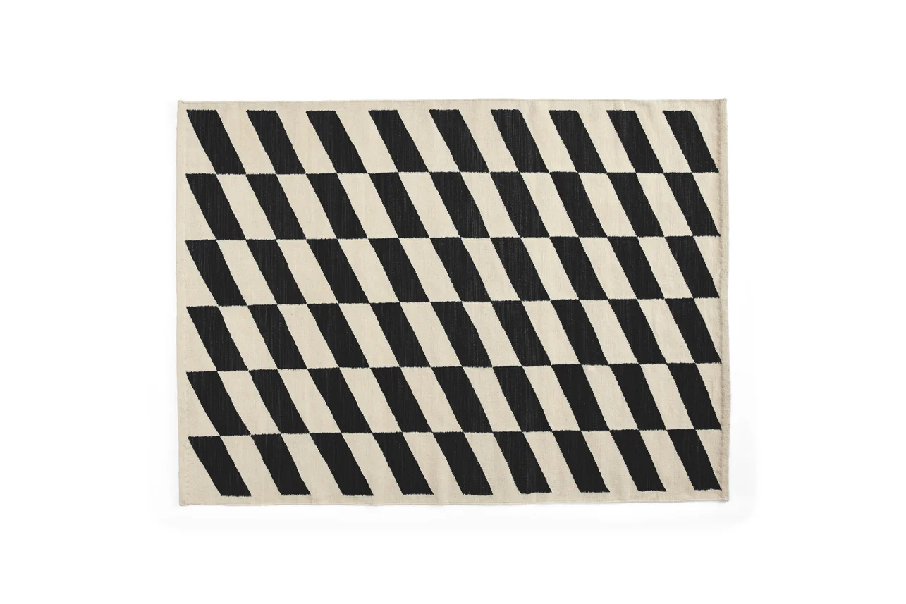 Shift Kelim Rug Black 140 x 200