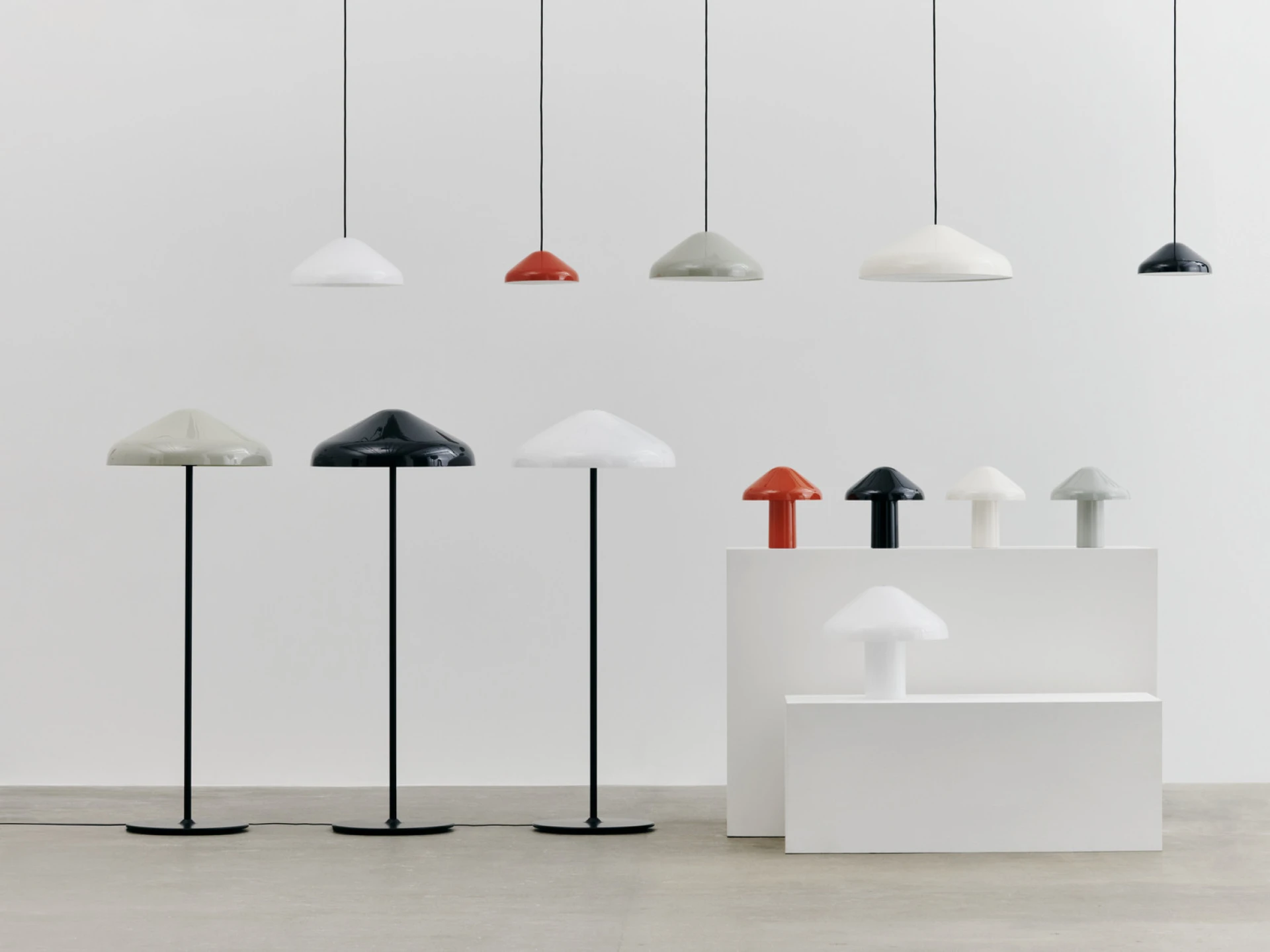 Pao Glass Floor Lamp White