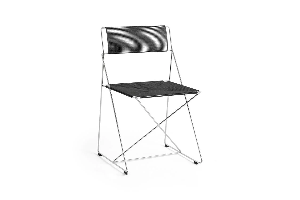X-Line Chair Chromed base Indoor - Black powder coated seat/back