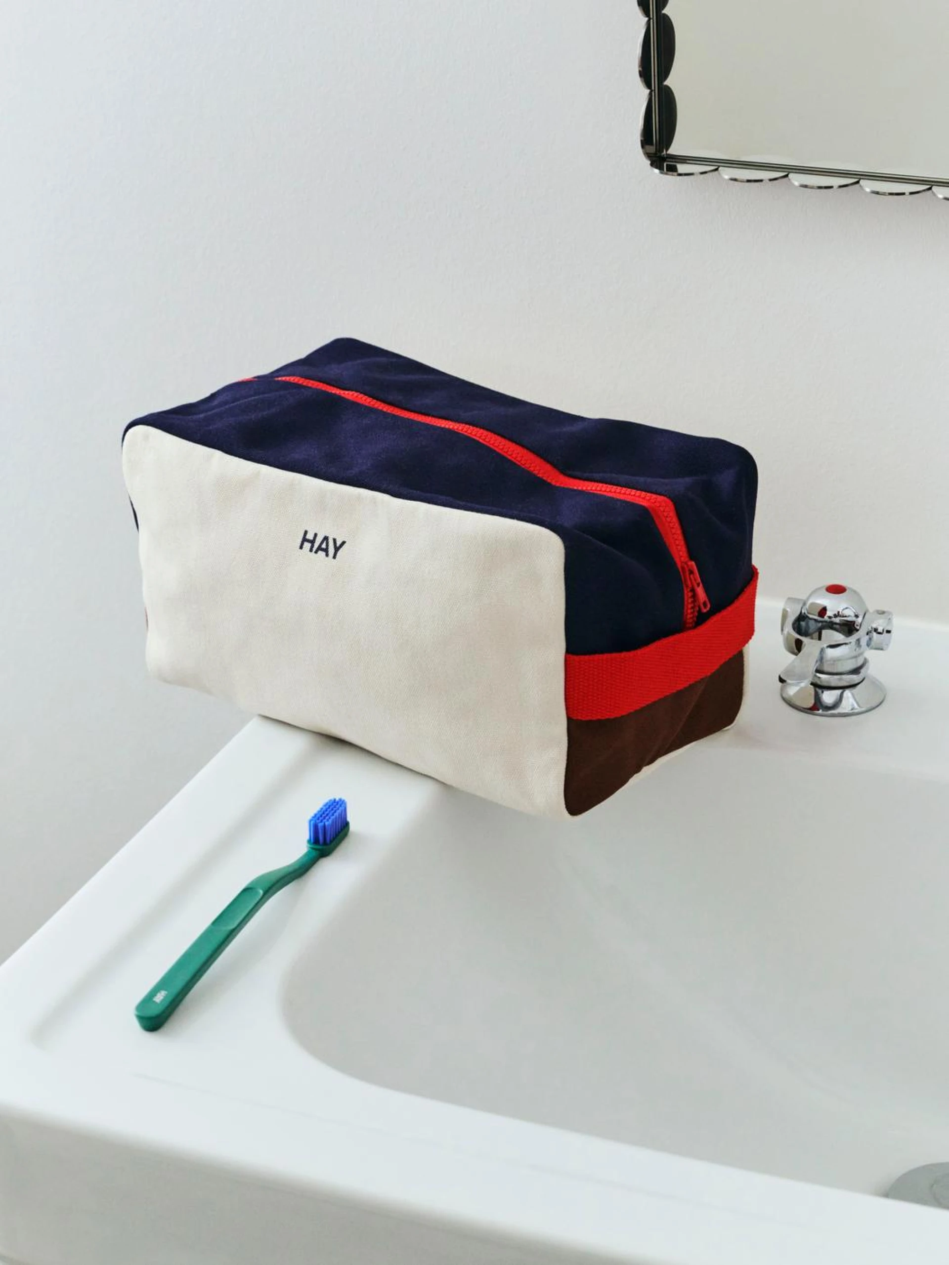 Multi Wash Bag Medium Cream multi