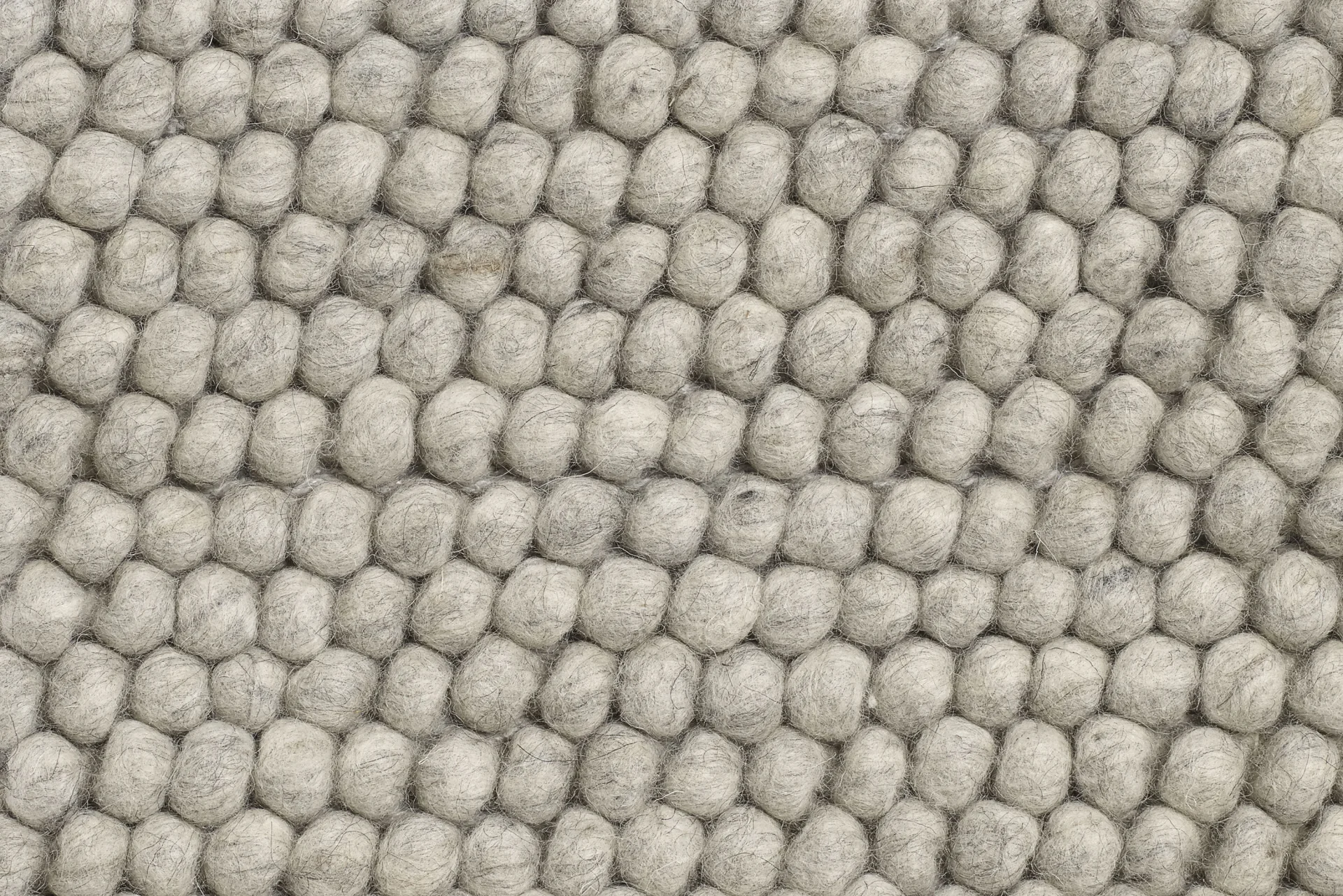 Peas 170 x 240 Soft grey