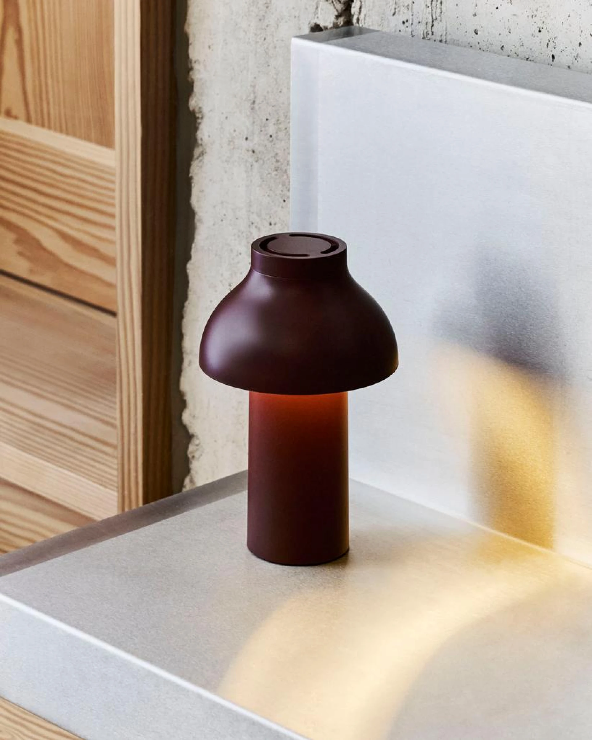 PC Portable Lamp No 2 Iron red