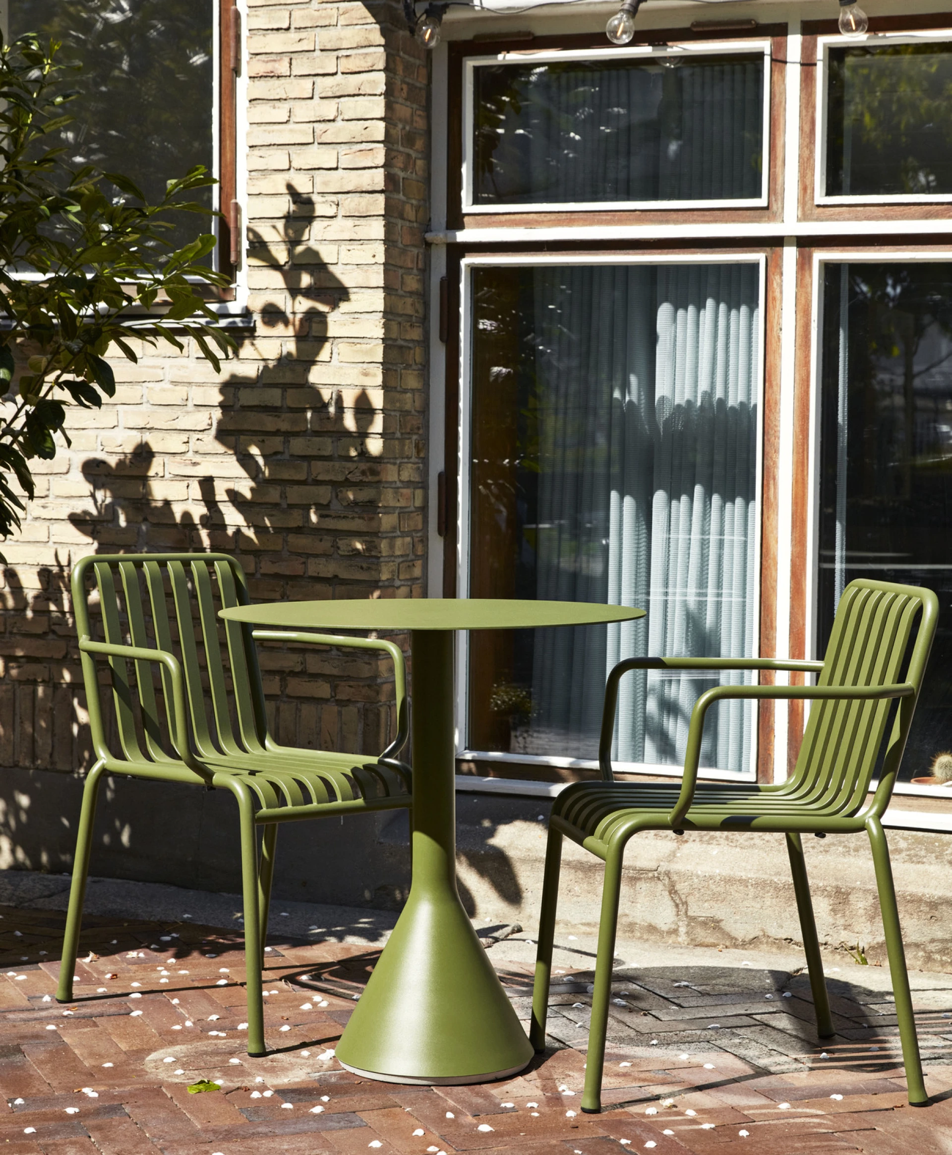 Palissade Armchair